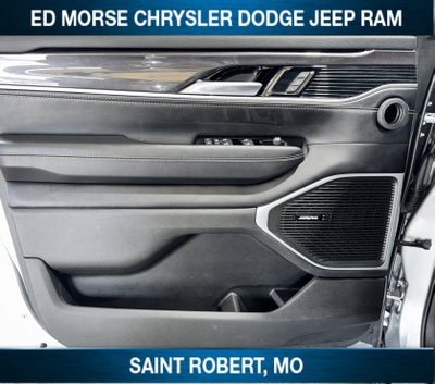 2023 Jeep Wagoneer Base