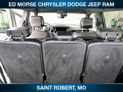 2023 Jeep Wagoneer Base