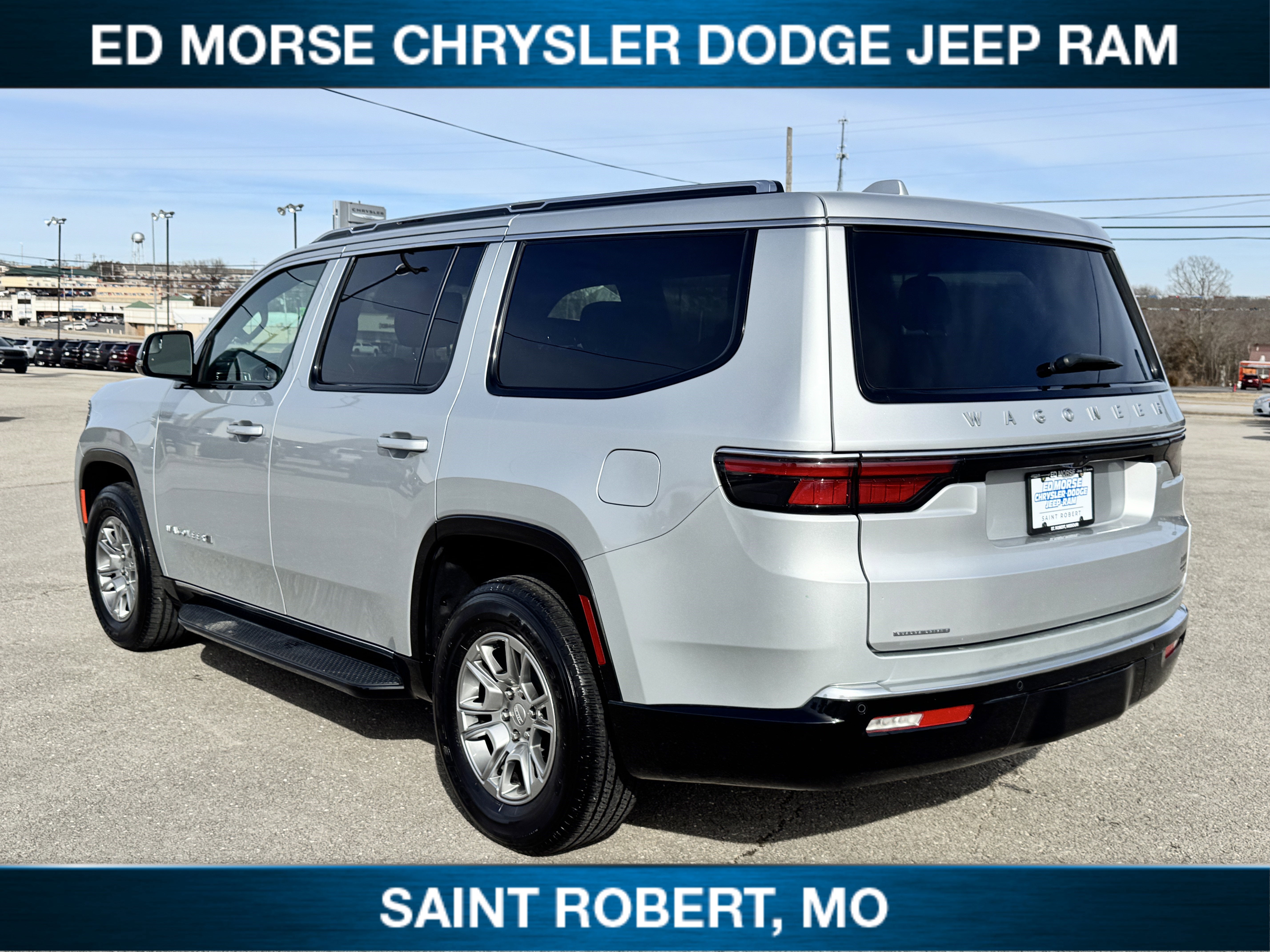 2023 Jeep Wagoneer Base