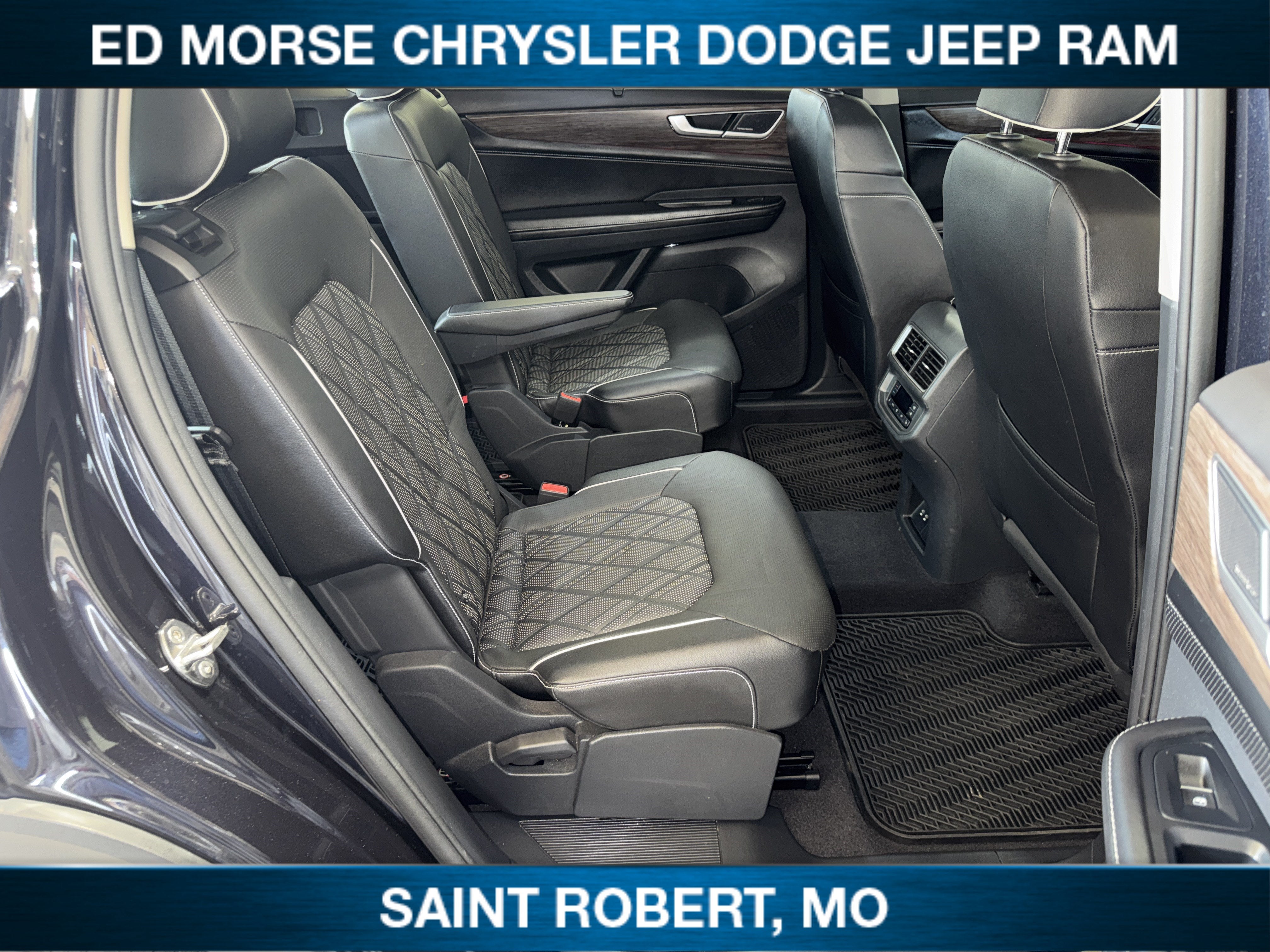 2024 Volkswagen Atlas 2.0T SEL Premium R-Line