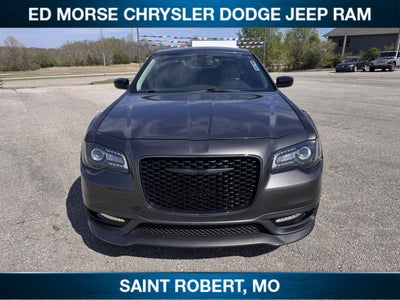 2020 Chrysler 300 Touring L