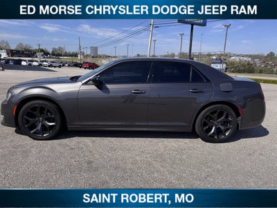 2020 Chrysler 300 Touring L
