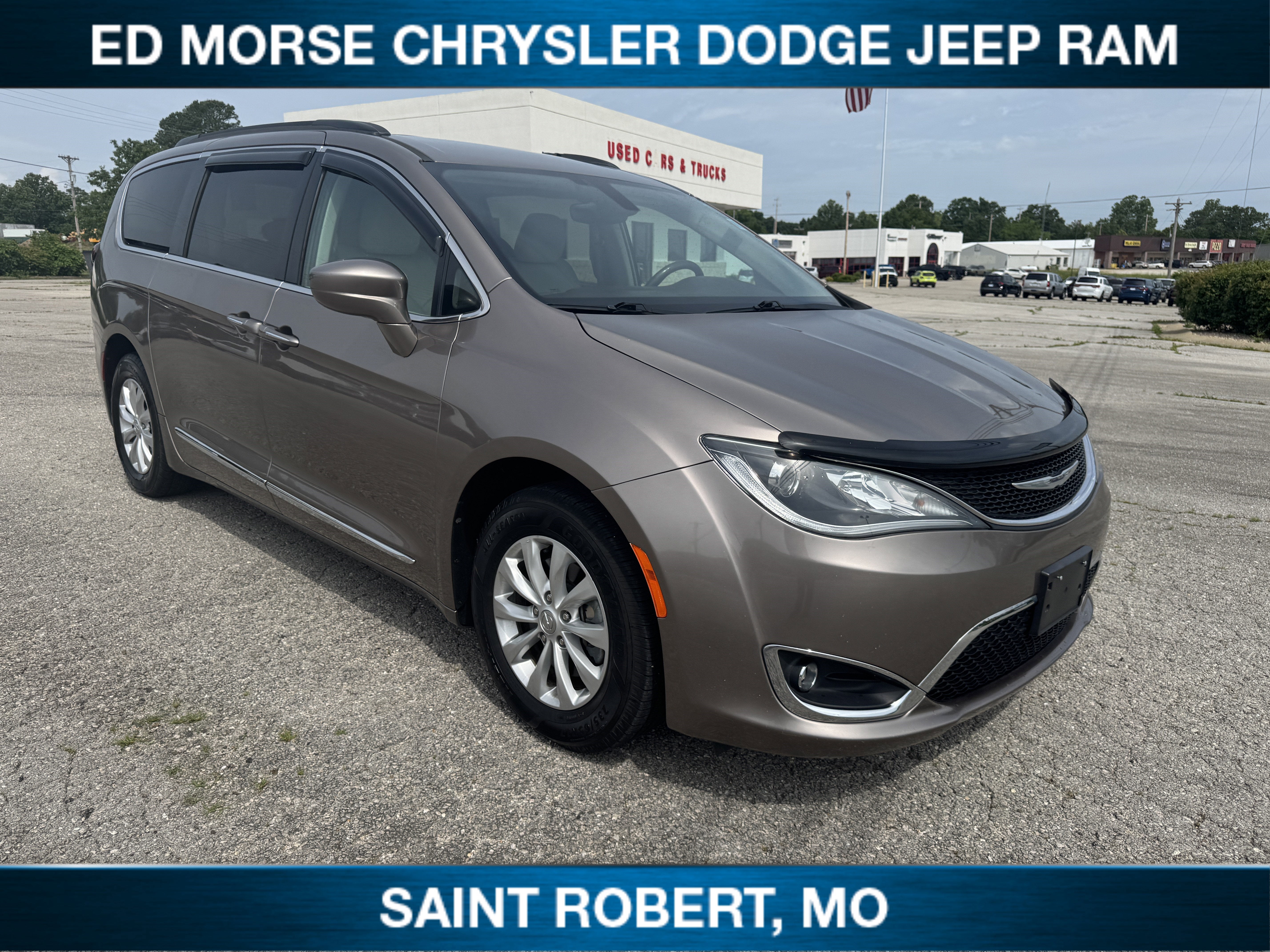 2017 Chrysler Pacifica Touring-L