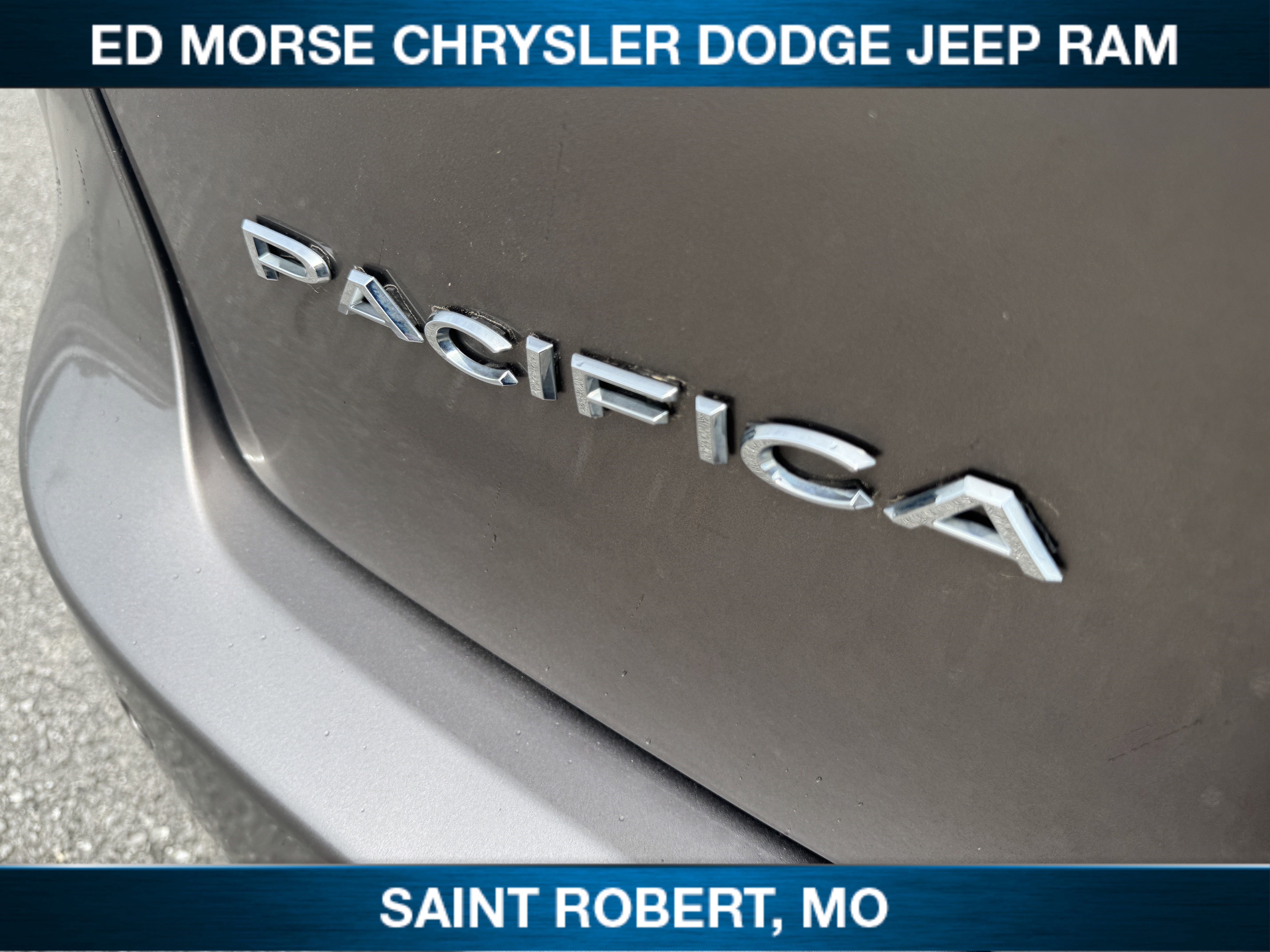 2017 Chrysler Pacifica Touring-L