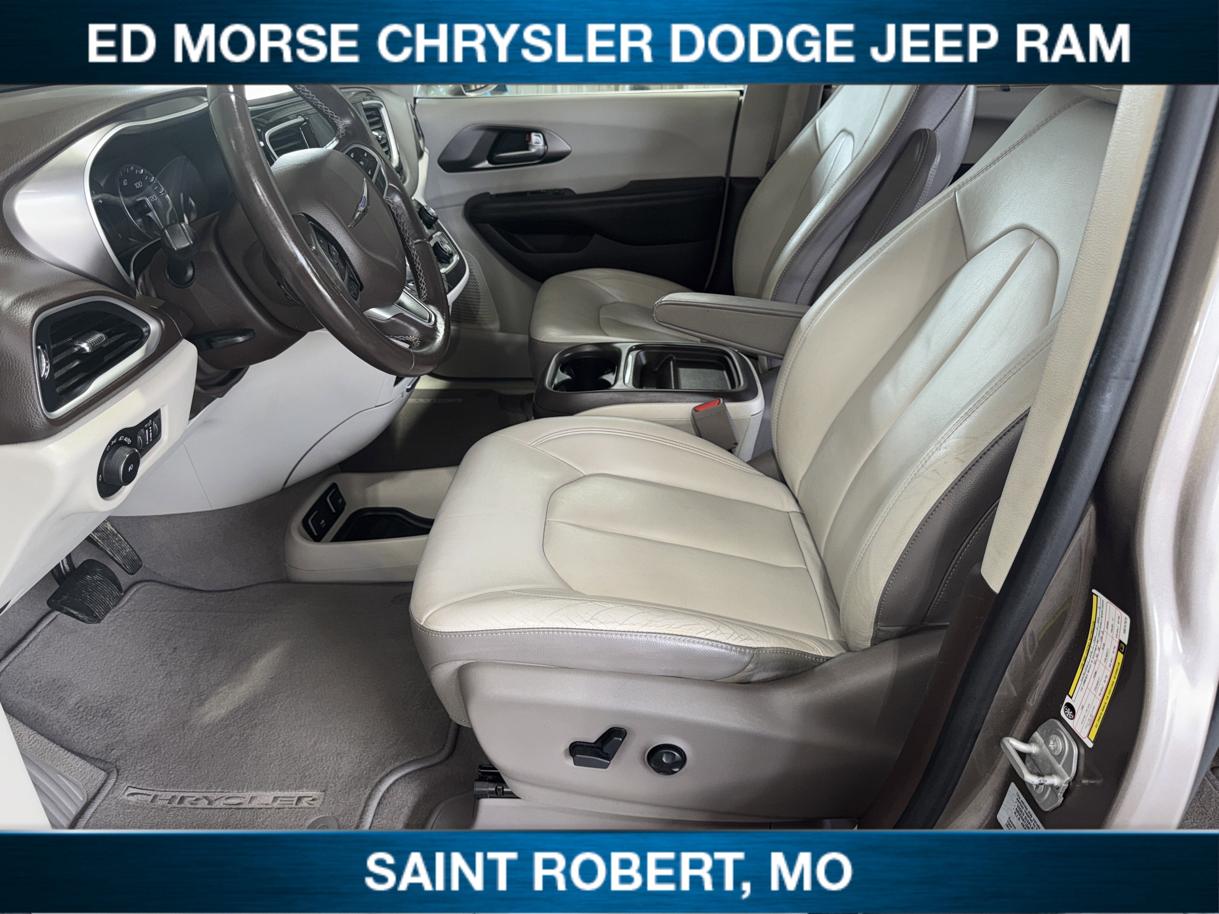 2017 Chrysler Pacifica Touring-L