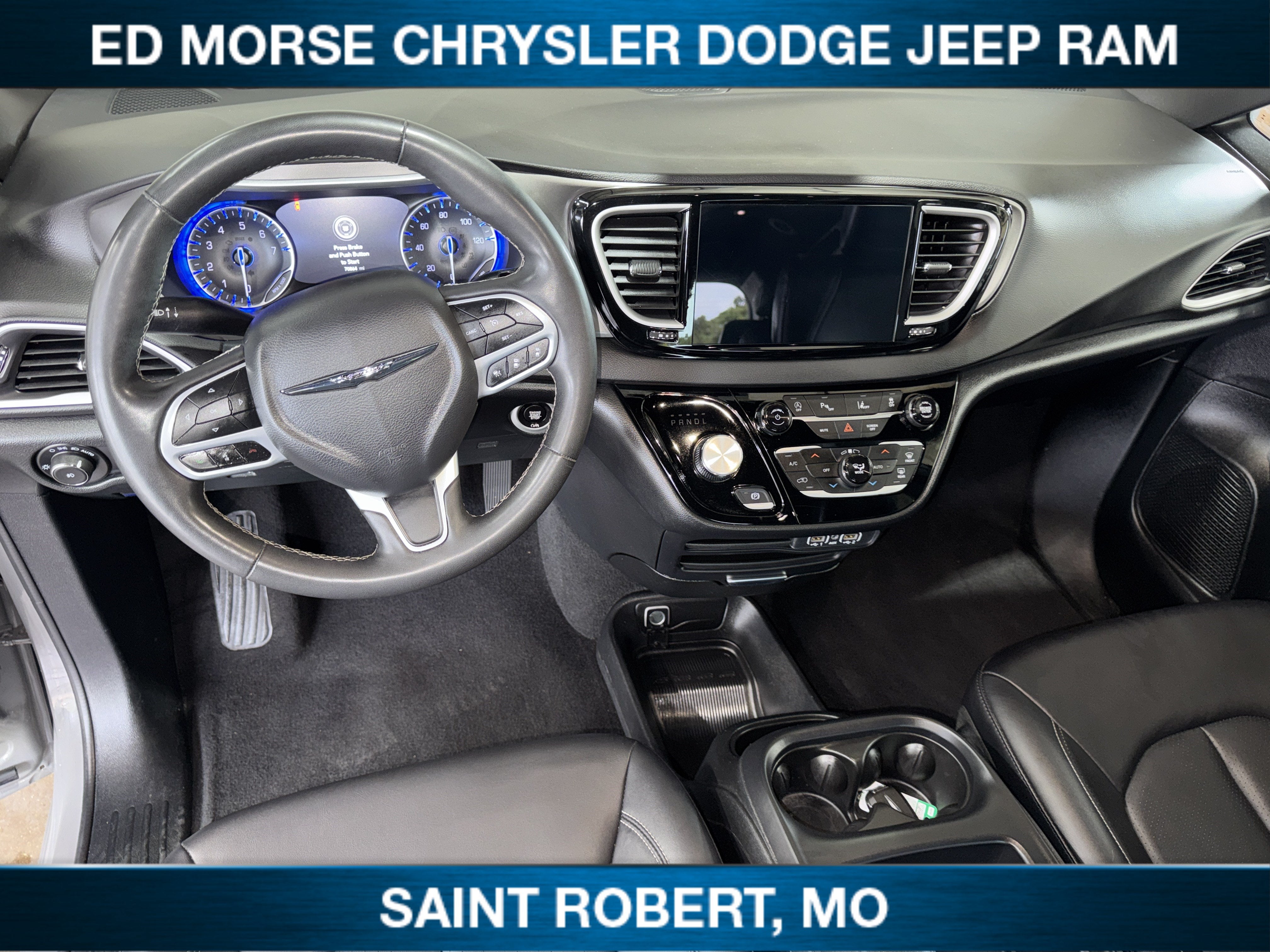 2025 Chrysler Pacifica Select