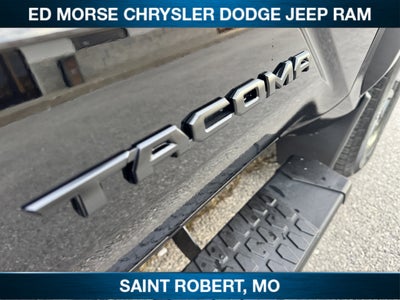 2025 Toyota Tacoma 4WD SR5