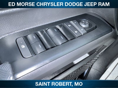 2025 Toyota Tacoma 4WD SR5