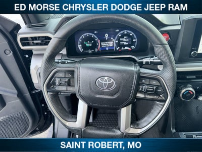 2025 Toyota Tacoma 4WD SR5