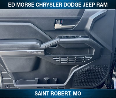 2025 Toyota Tacoma 4WD SR5