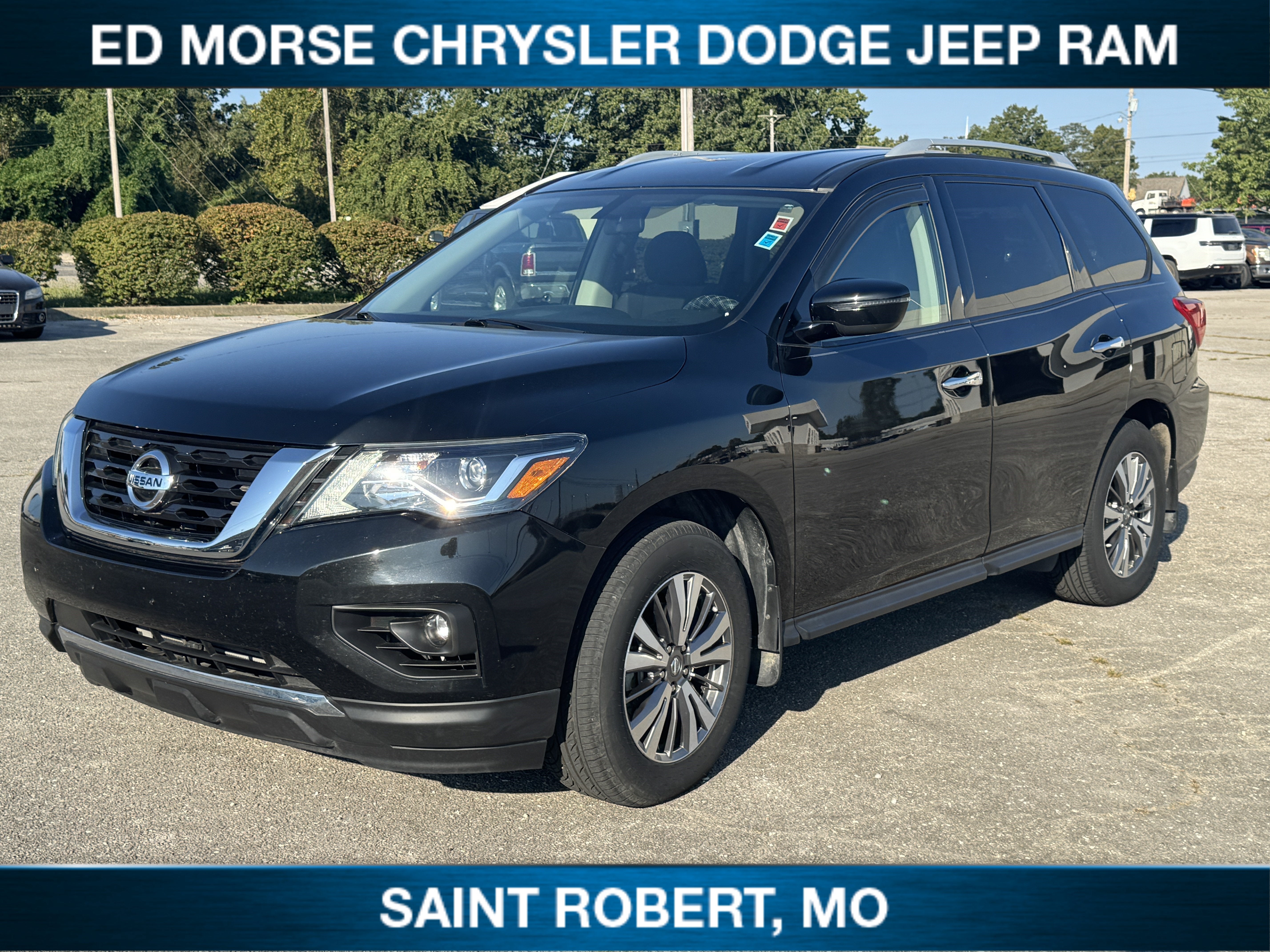 2020 Nissan Pathfinder S