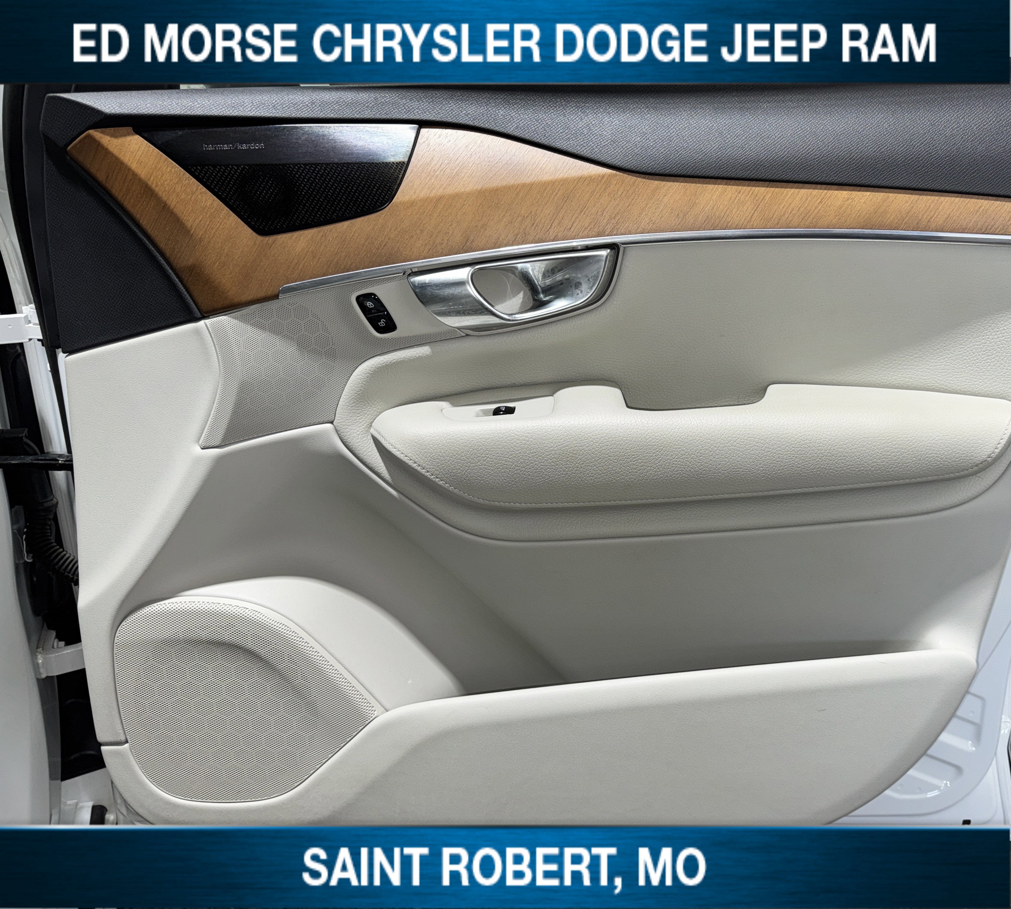 2022 Volvo XC90 Momentum