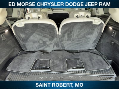 2022 Volvo XC90 Momentum