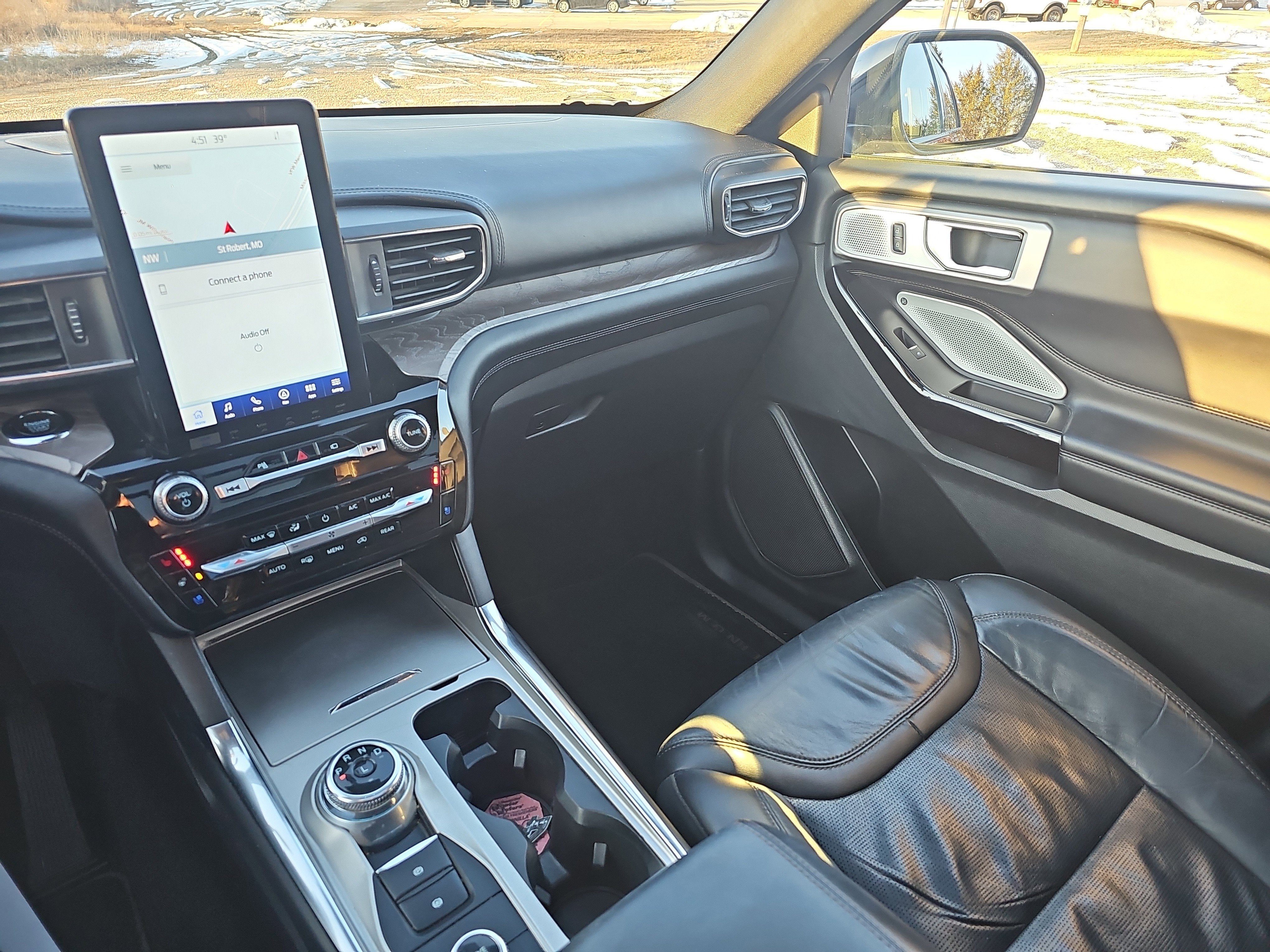 2023 Ford Explorer Platinum