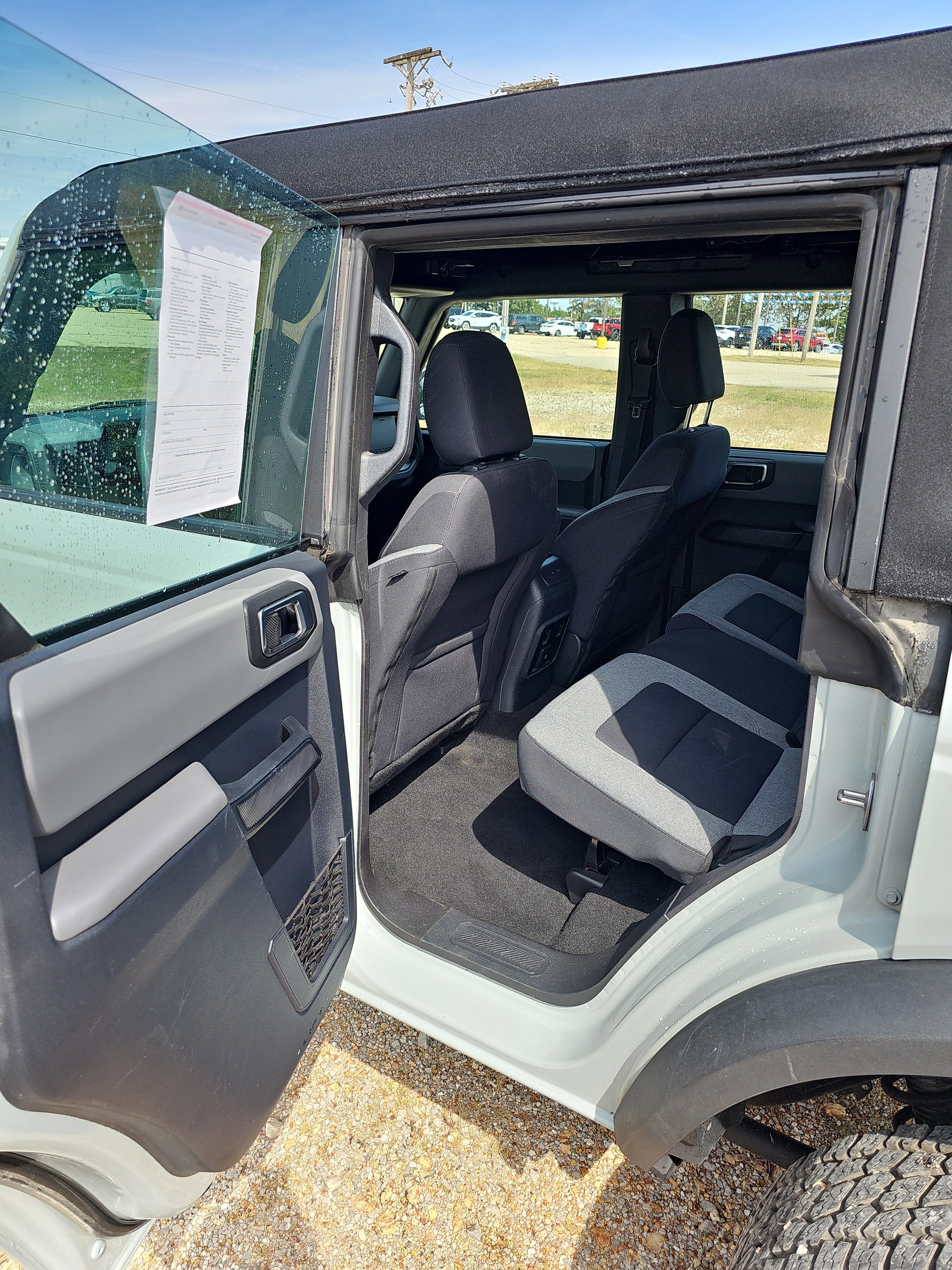 2023 Ford Bronco Base