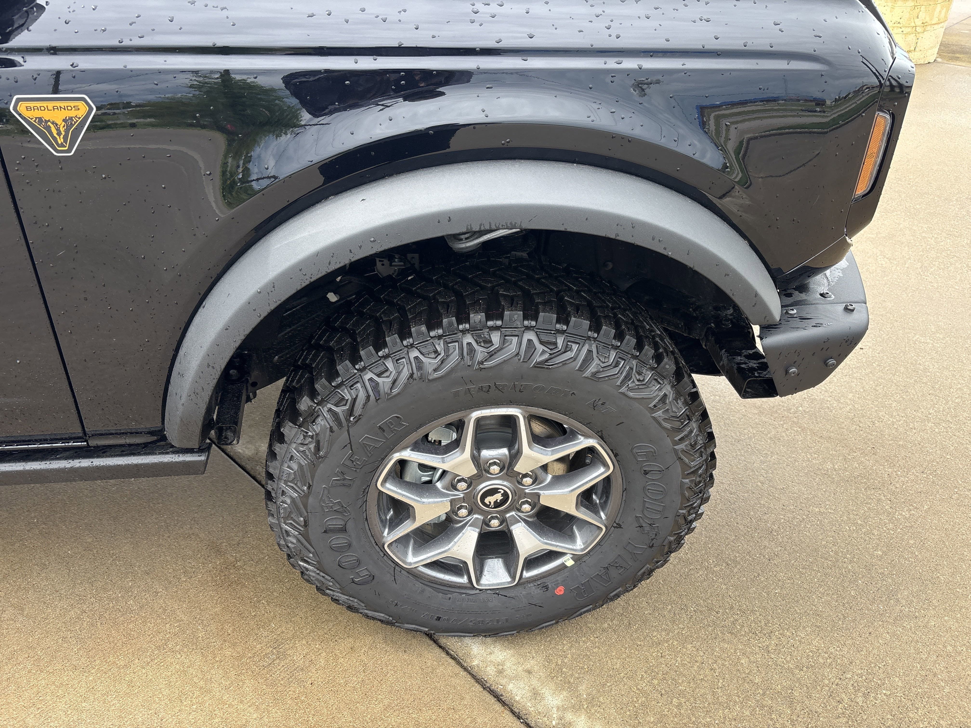 2025 Ford Bronco Badlands