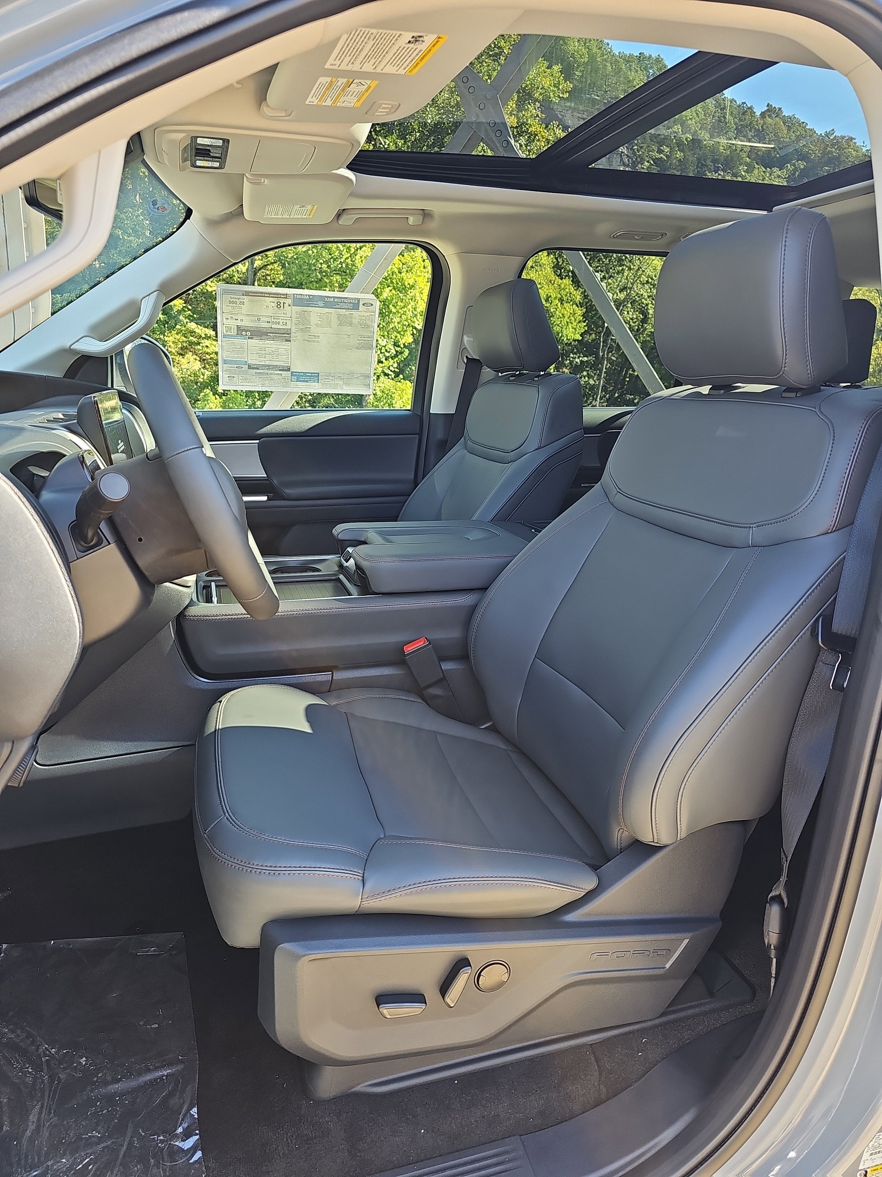 2025 Ford Expedition Max Active