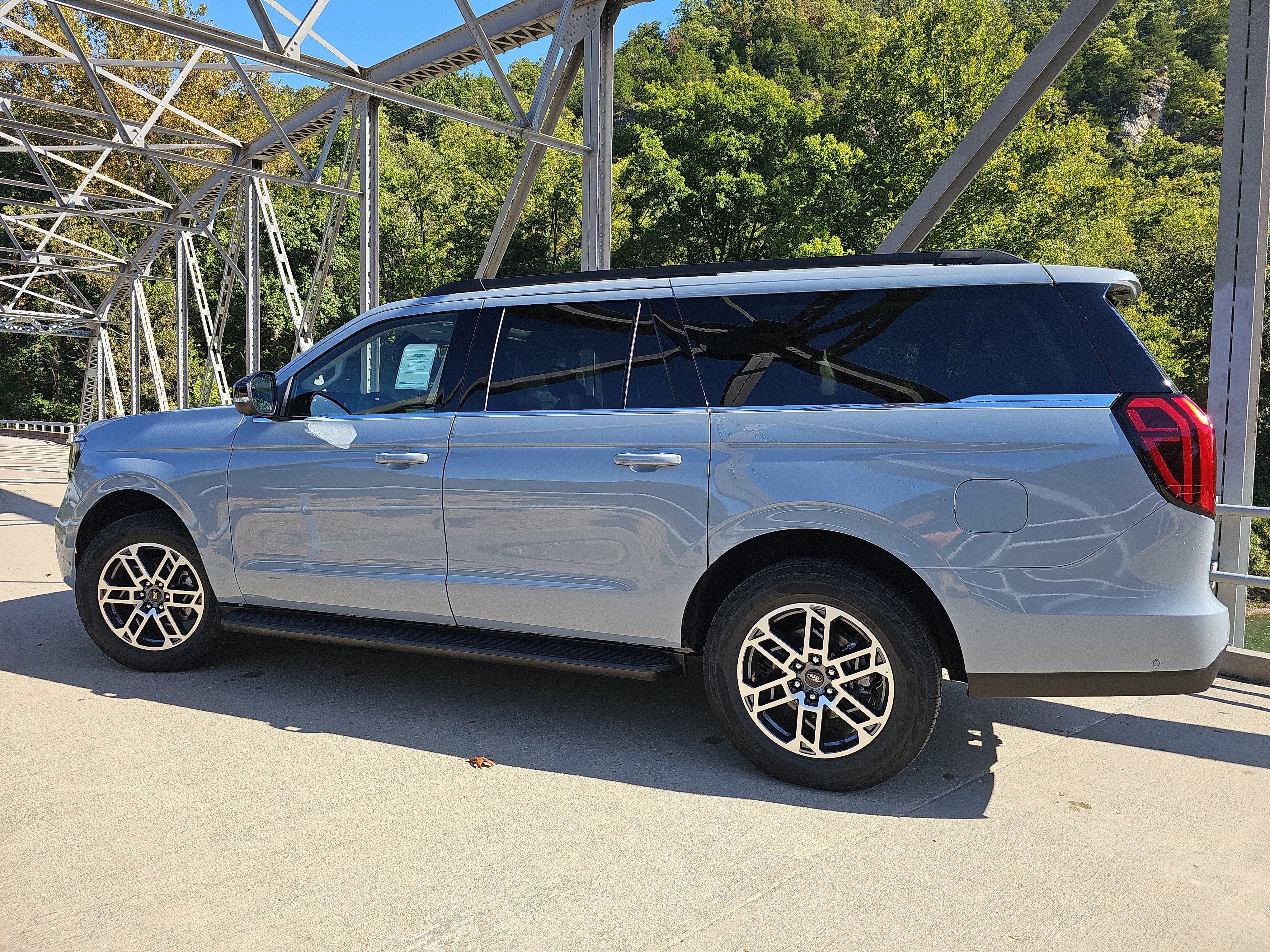 2025 Ford Expedition Max Active