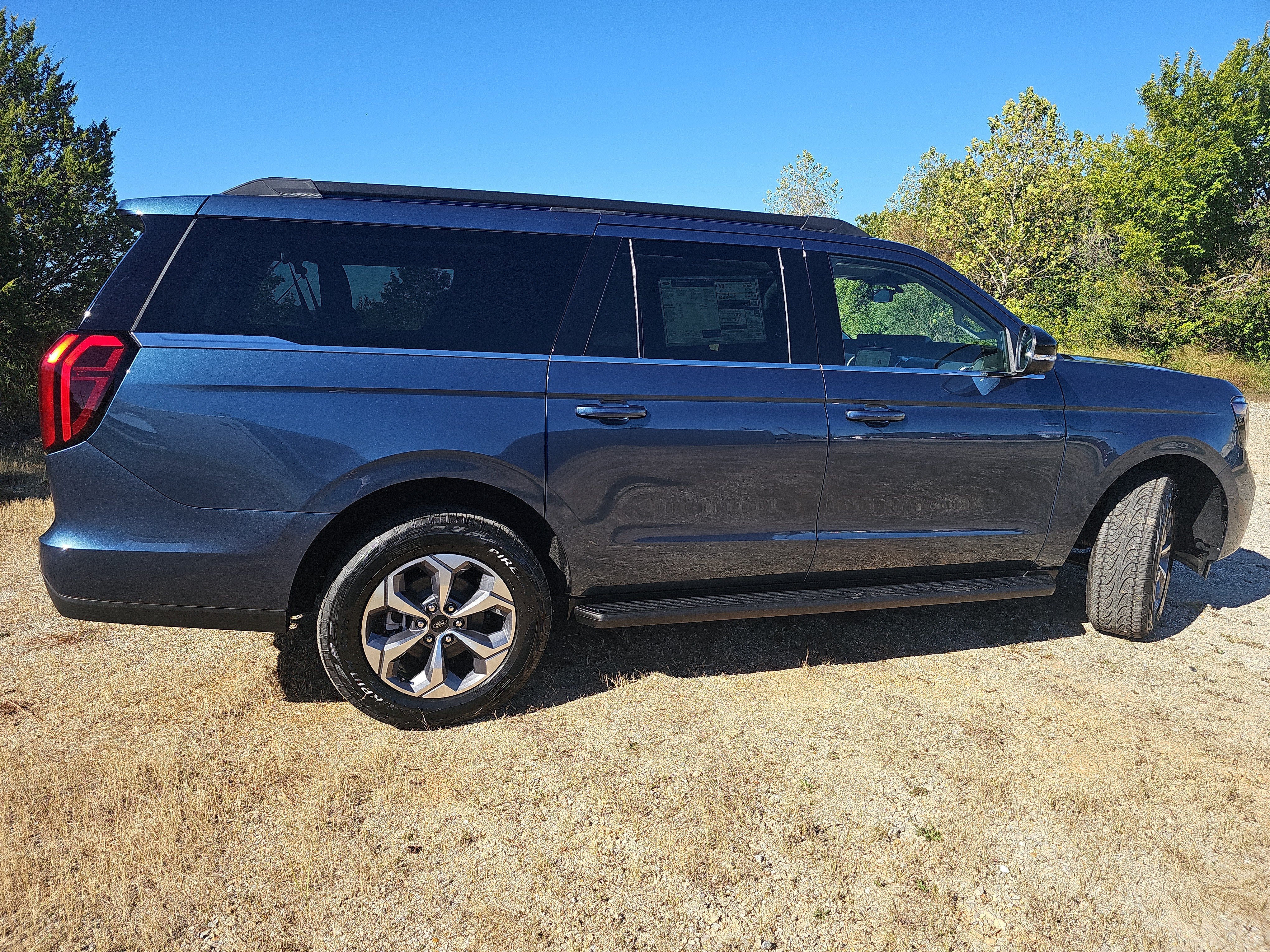 2027 Ford Expedition Max Active