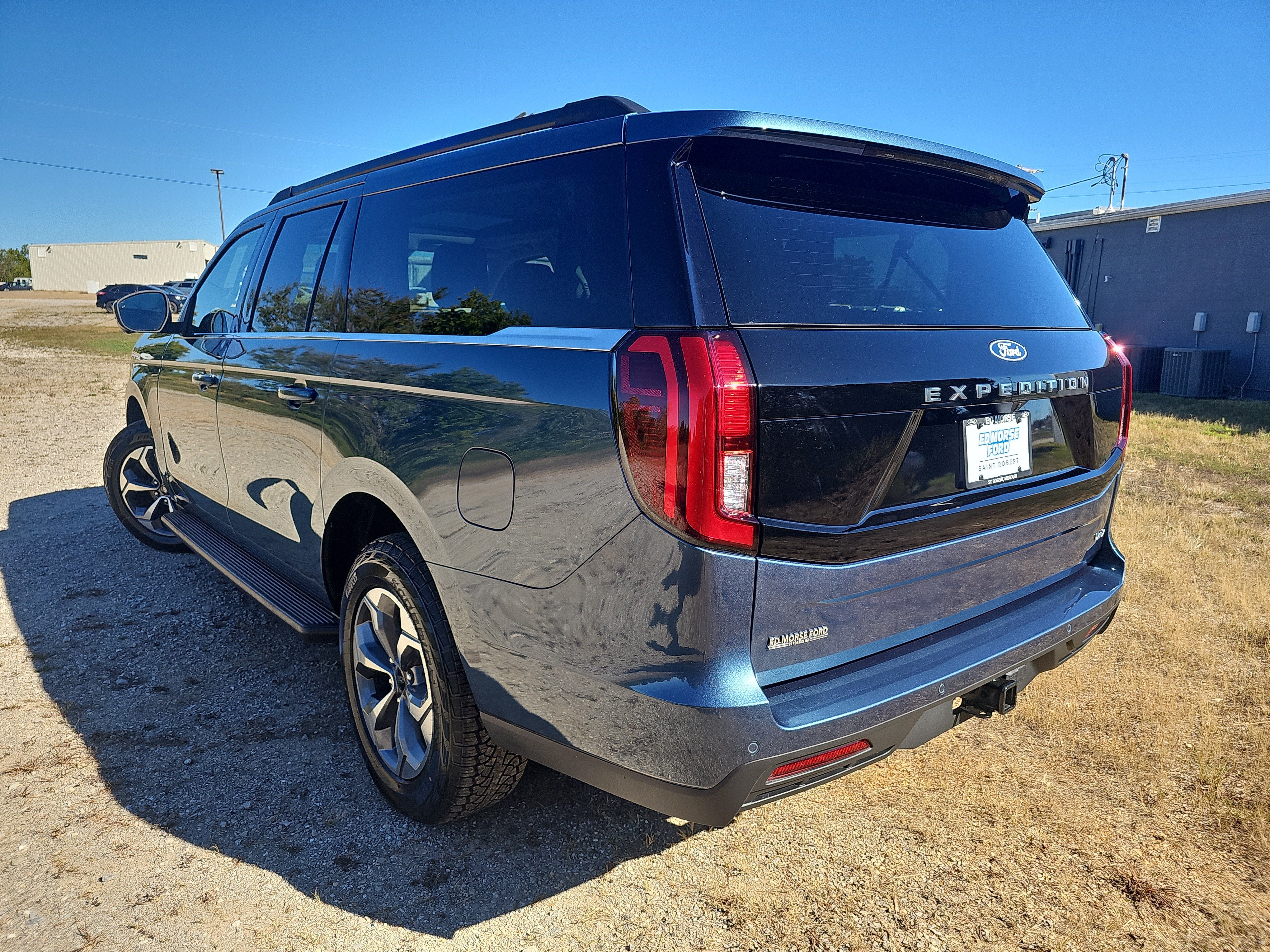 2027 Ford Expedition Max Active