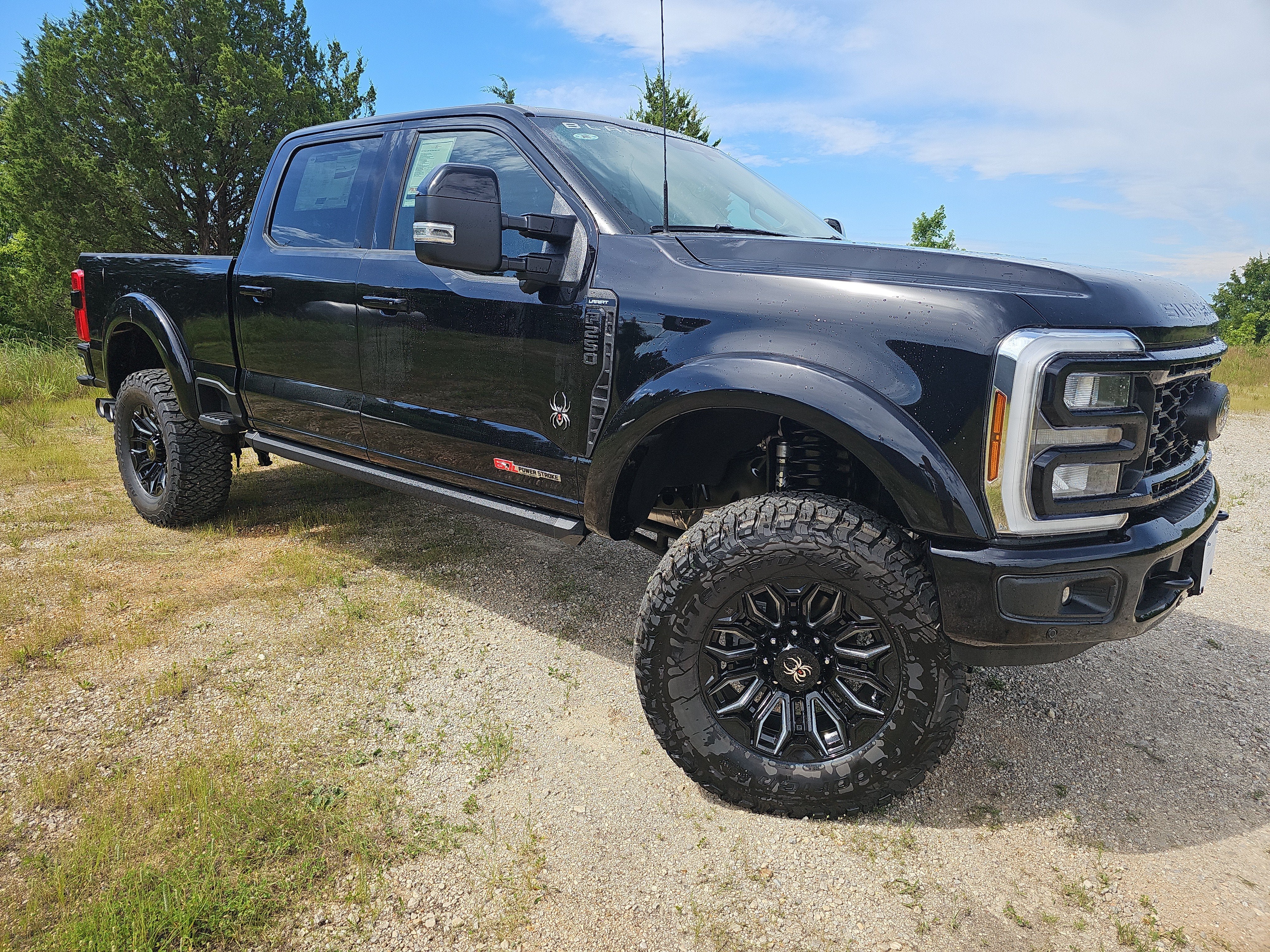 2026 Ford Super Duty F-250 SRW LARIAT