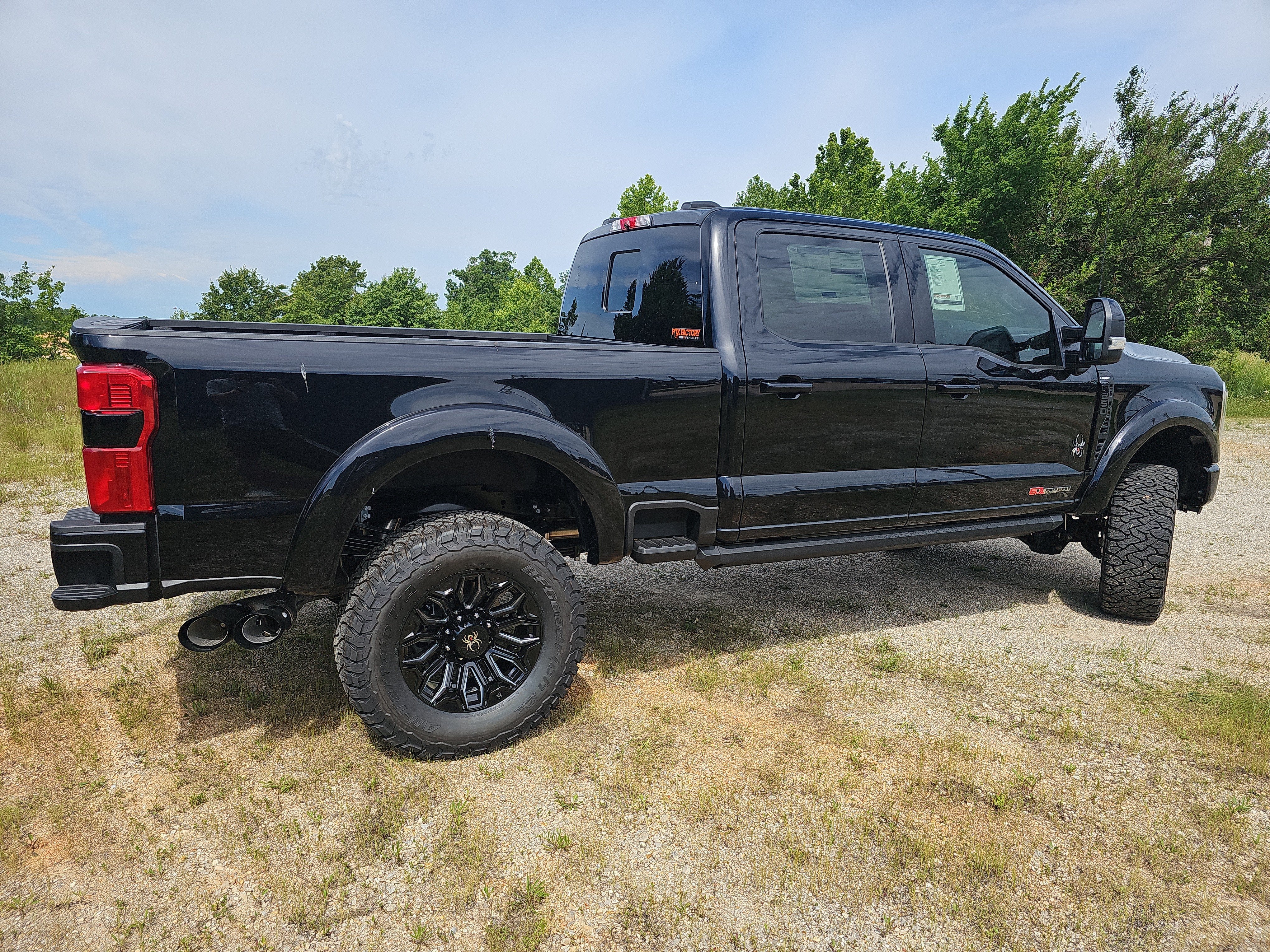 2026 Ford Super Duty F-250 SRW LARIAT