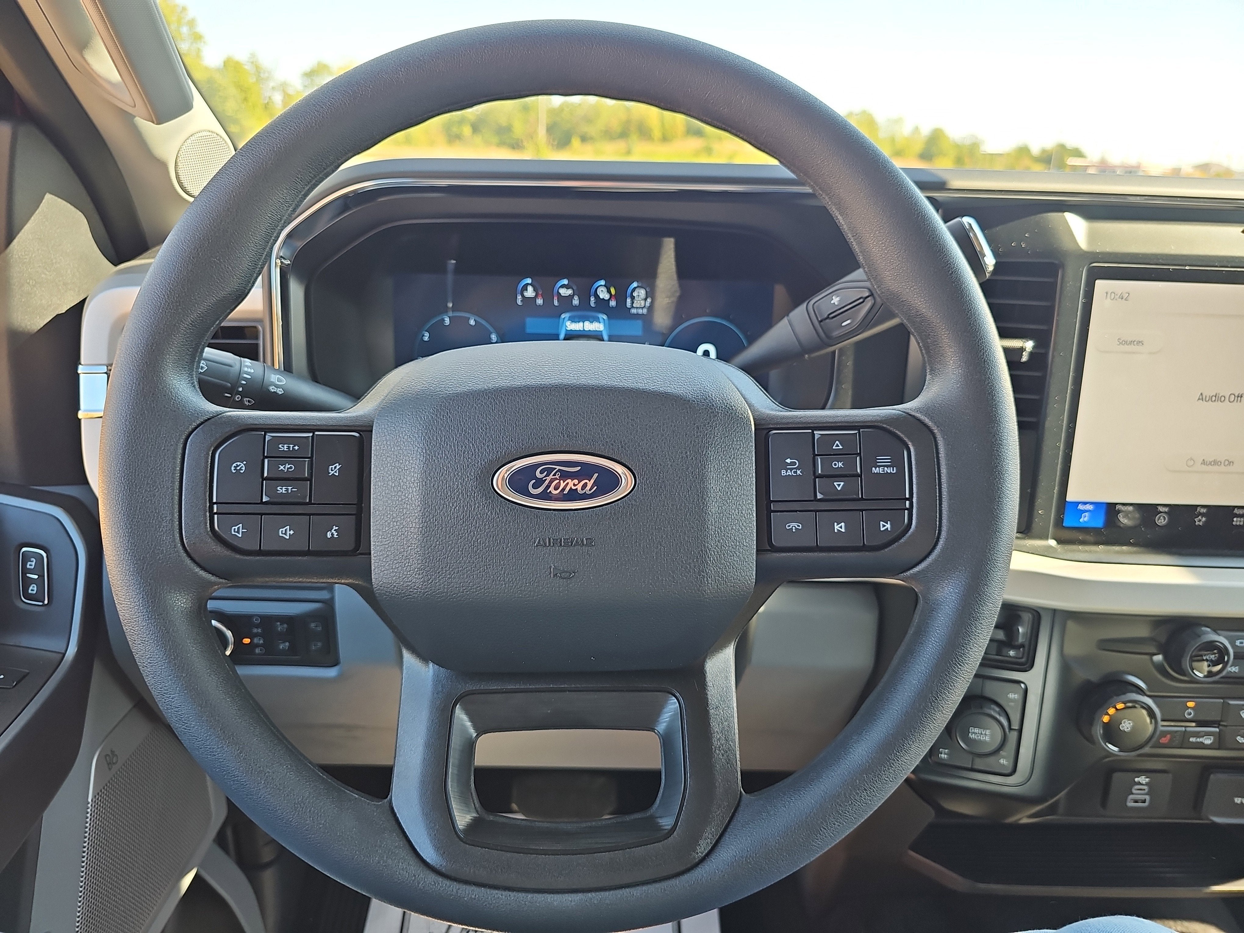 2026 Ford Super Duty F-350 SRW XLT