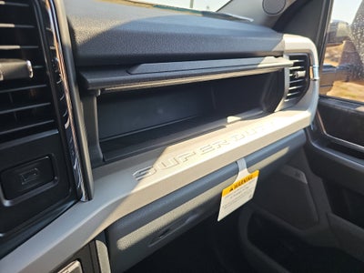 2026 Ford Super Duty F-350 SRW XLT