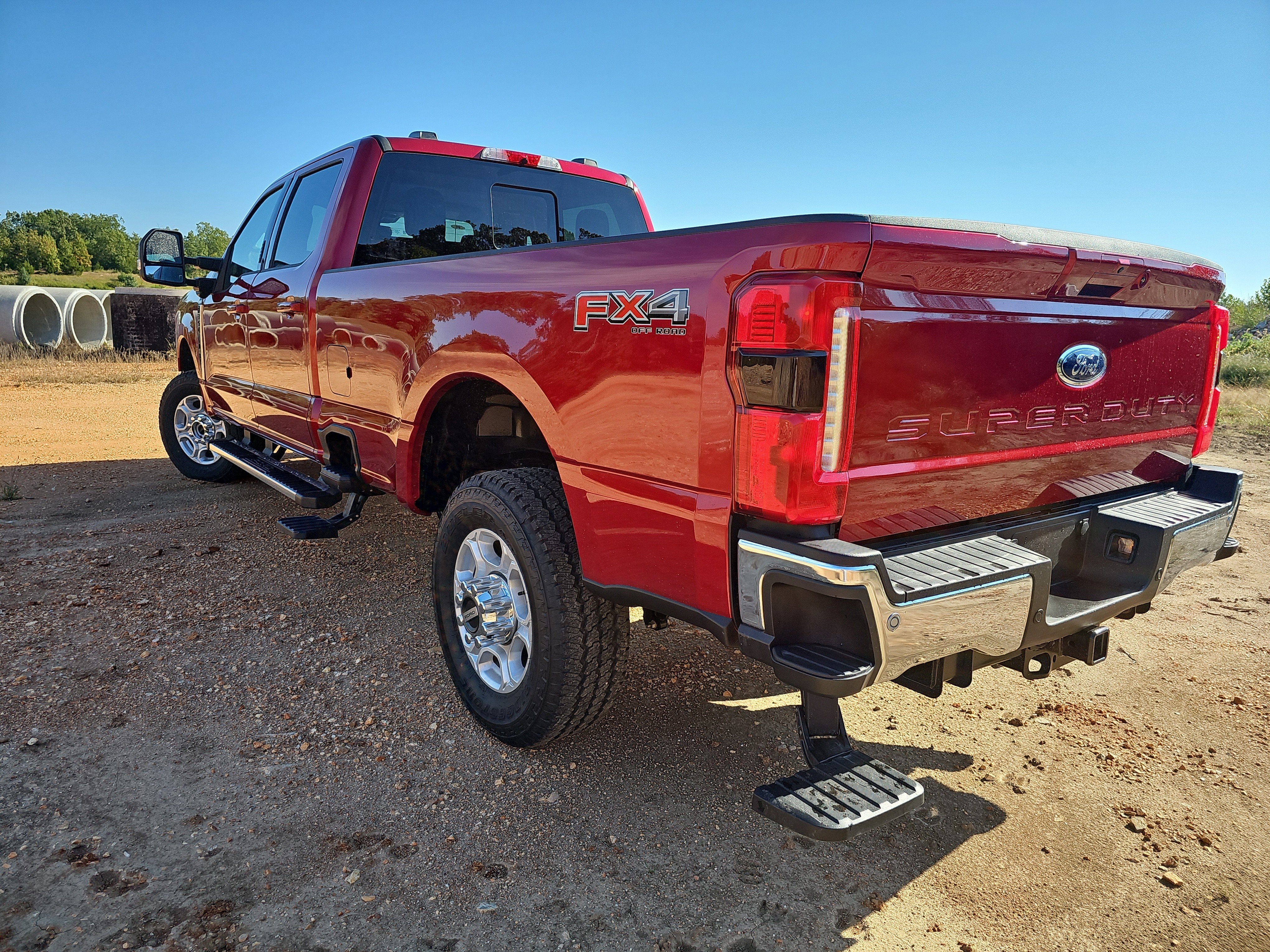 2026 Ford Super Duty F-350 SRW XLT