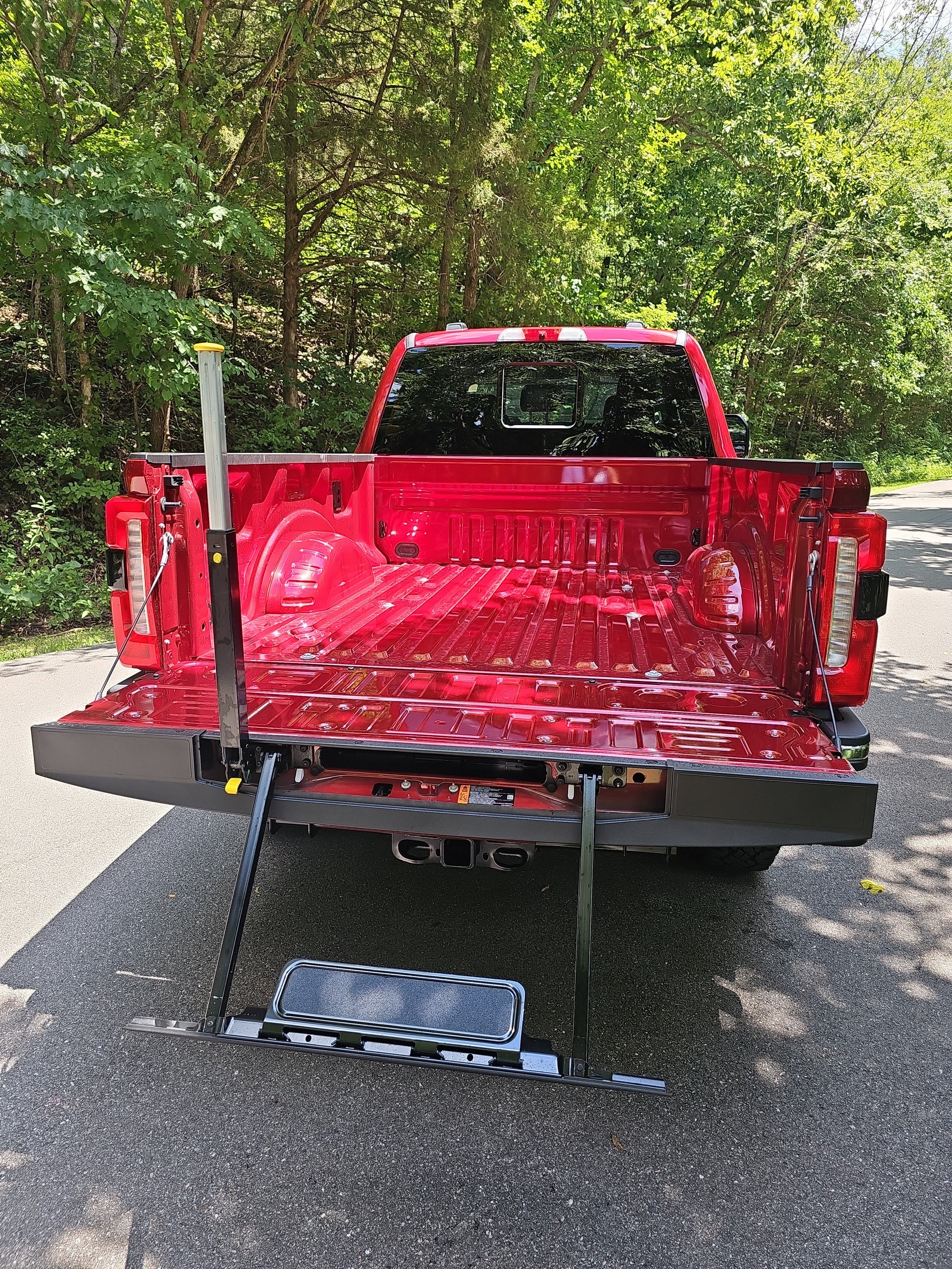 2026 Ford Super Duty F-350 SRW LARIAT