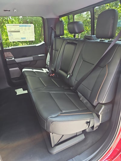 2026 Ford Super Duty F-350 SRW LARIAT
