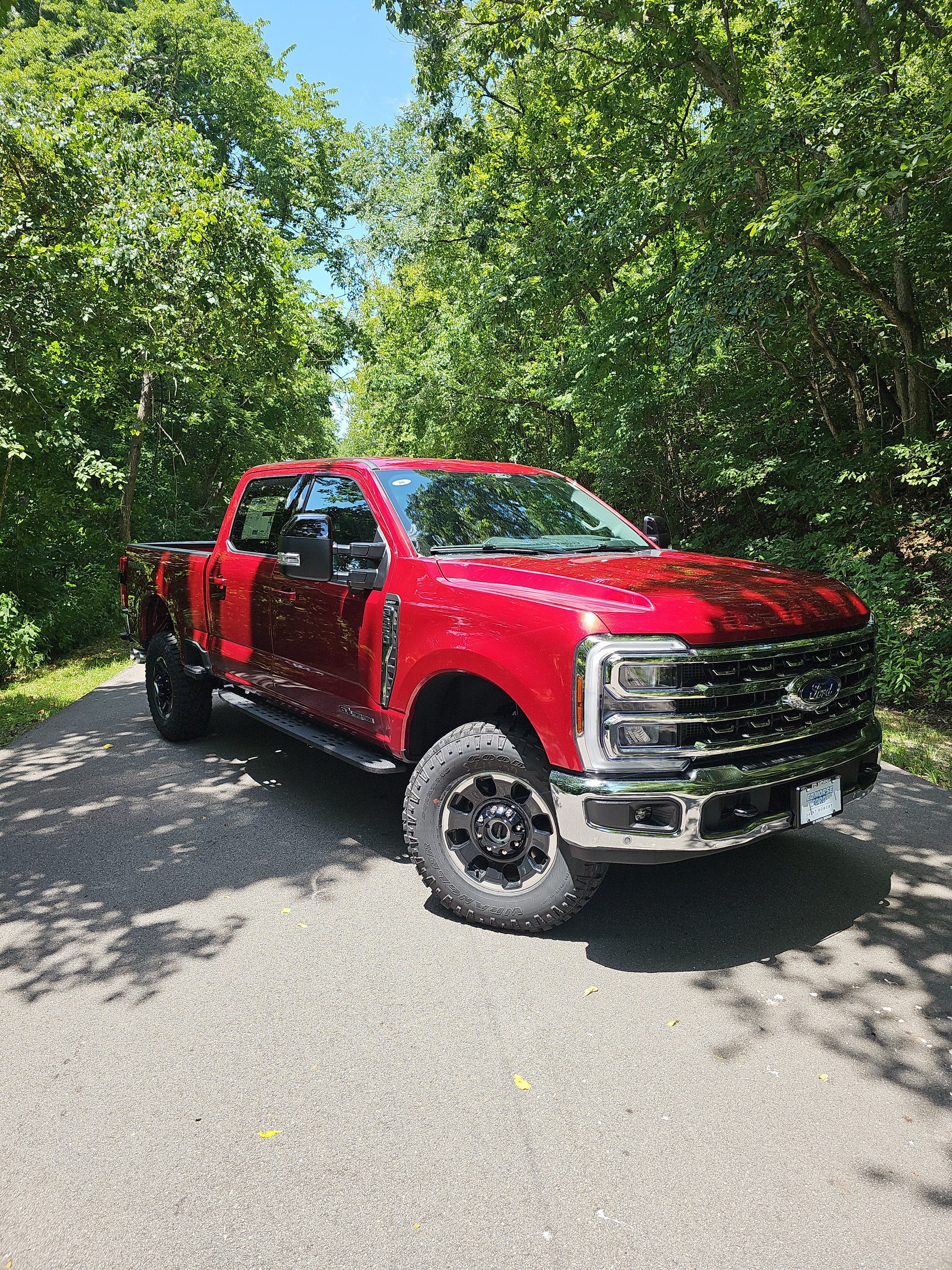 2026 Ford Super Duty F-350 SRW LARIAT