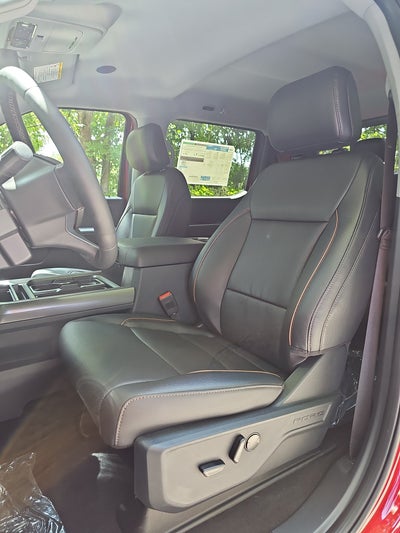 2026 Ford Super Duty F-350 SRW LARIAT