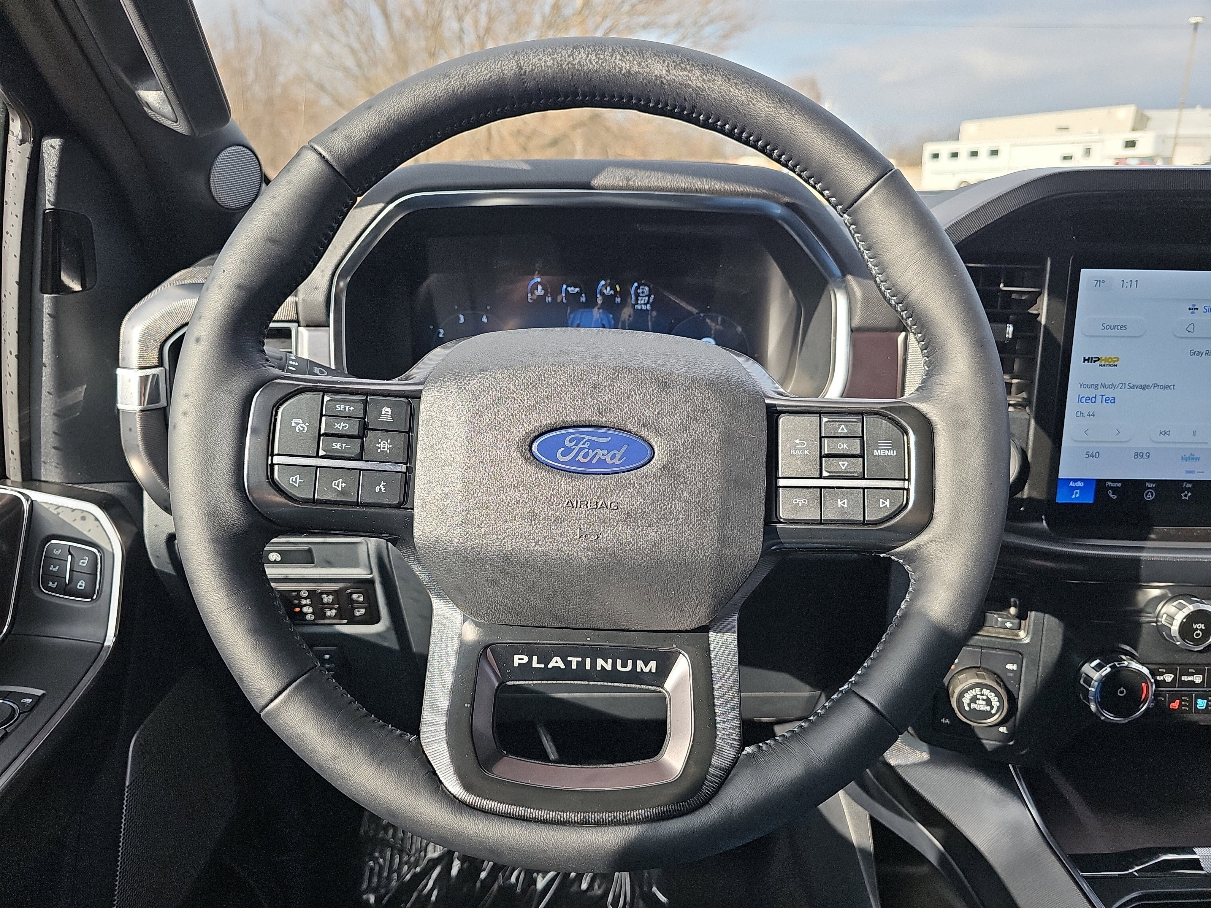 2025 Ford F-150 Platinum