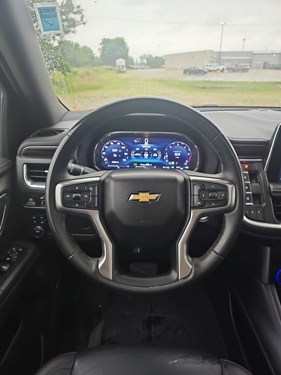 2023 Chevrolet Suburban LT