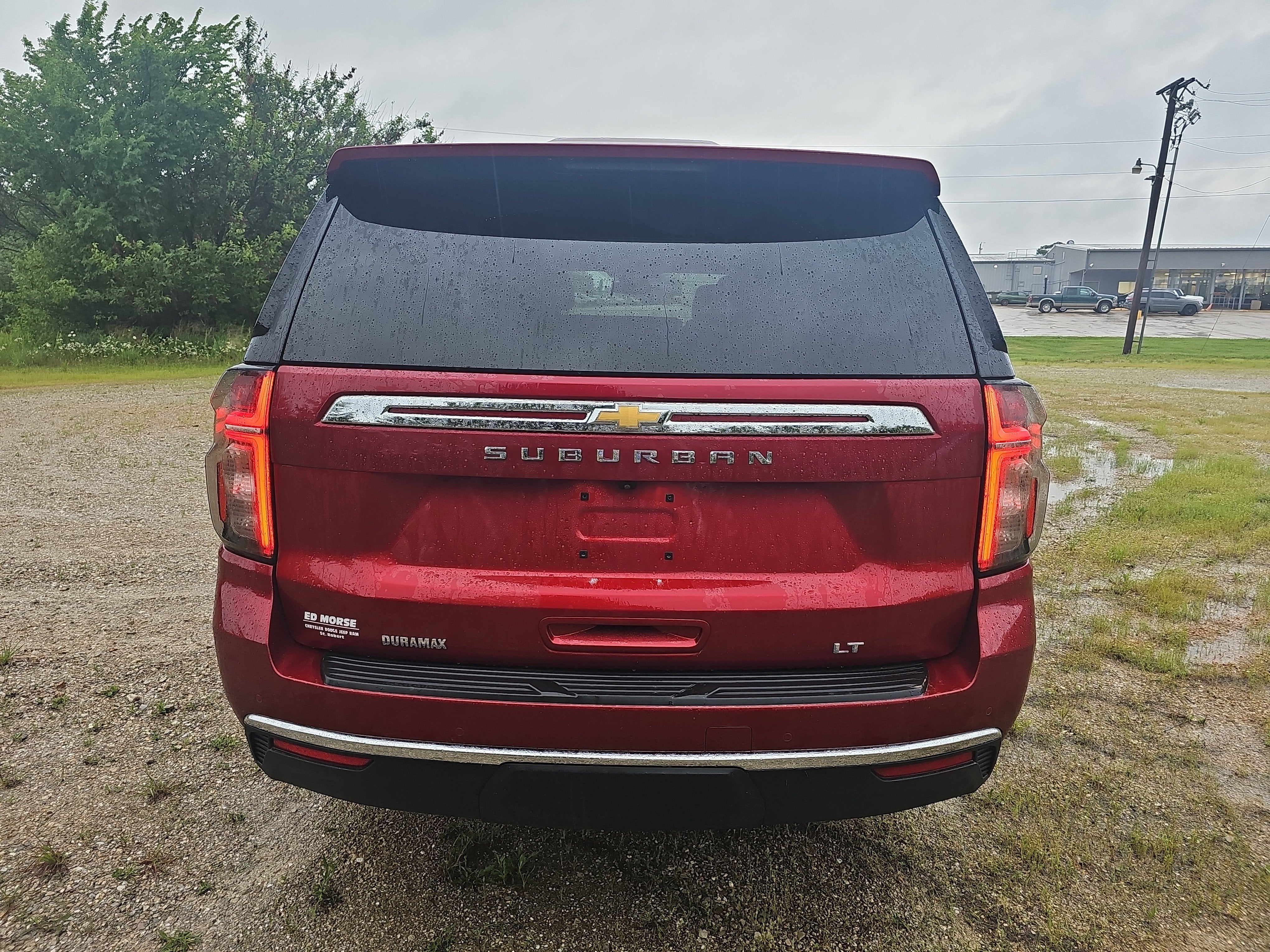 2023 Chevrolet Suburban LT