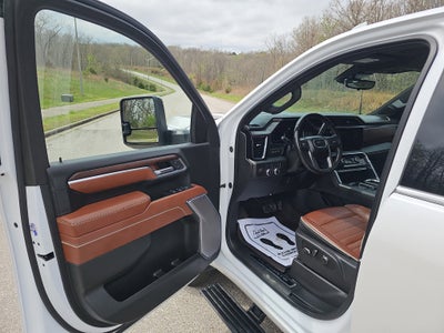 2025 GMC Sierra 3500HD Denali Ultimate