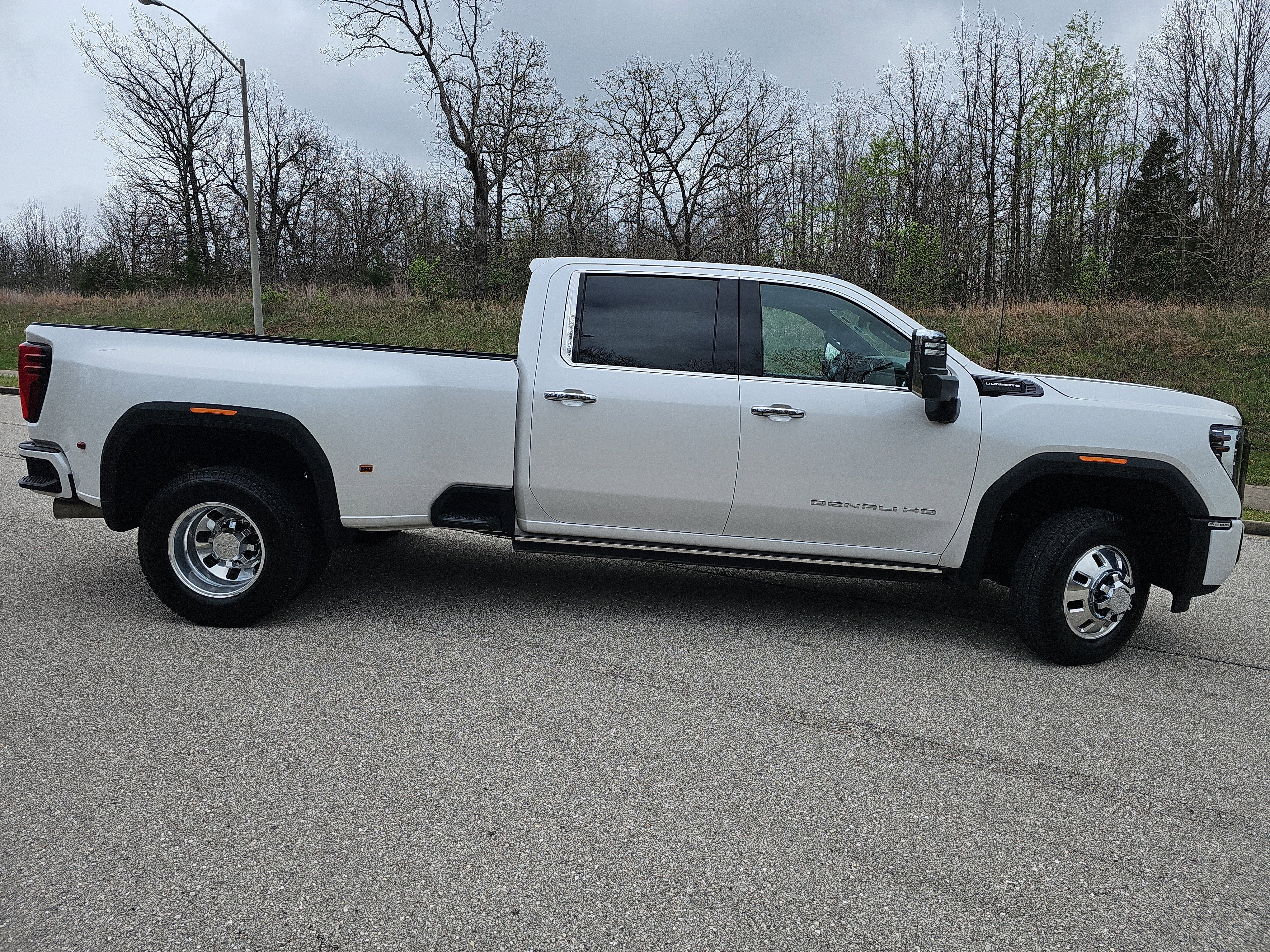 2025 GMC Sierra 3500HD Denali Ultimate