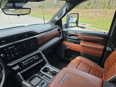 2025 GMC Sierra 3500HD Denali Ultimate