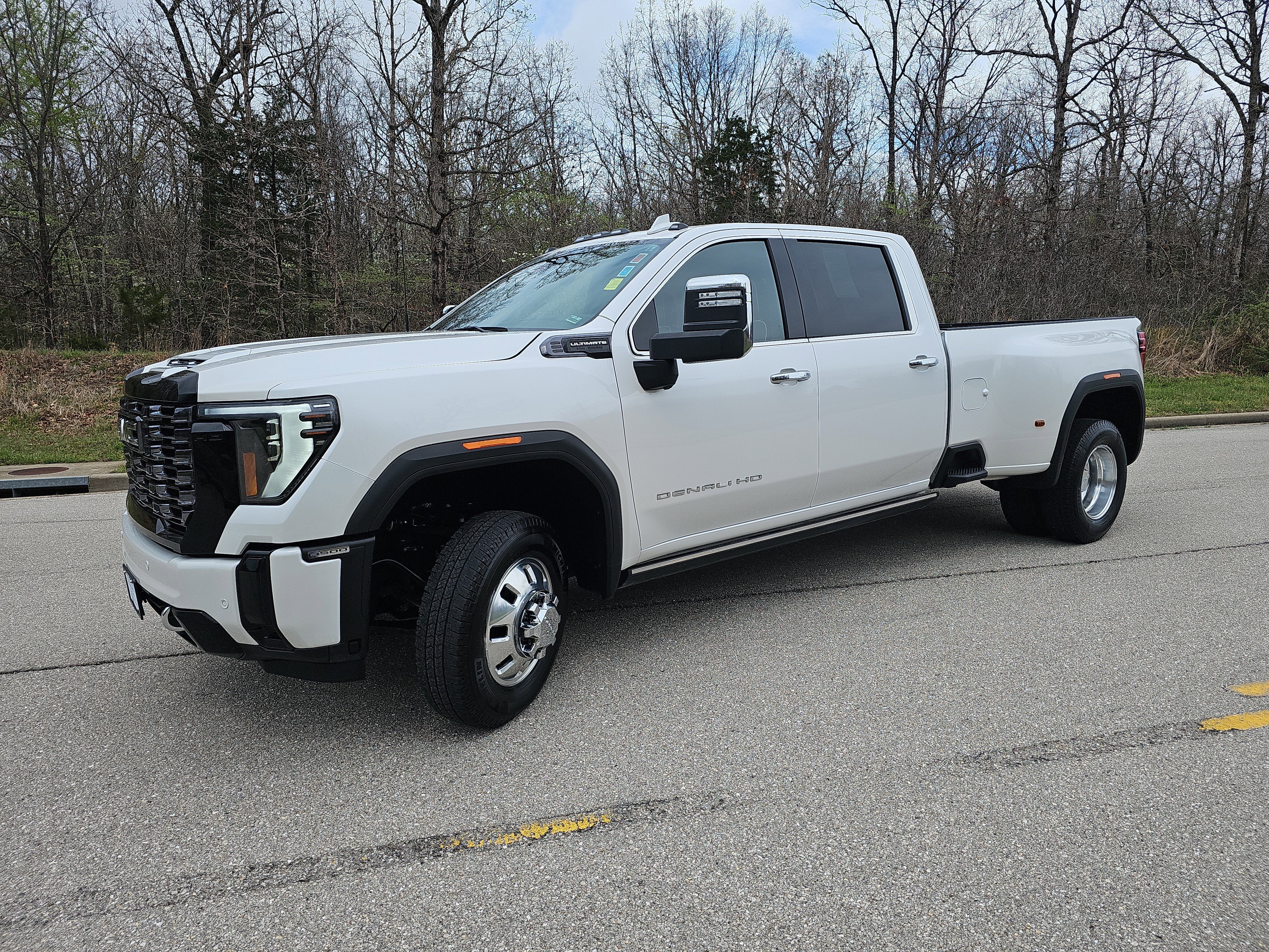 2025 GMC Sierra 3500HD Denali Ultimate