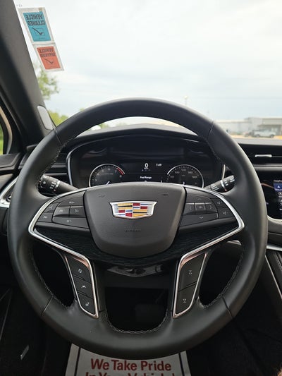 2025 Cadillac XT5 FWD Premium Luxury