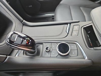 2025 Cadillac XT5 FWD Premium Luxury
