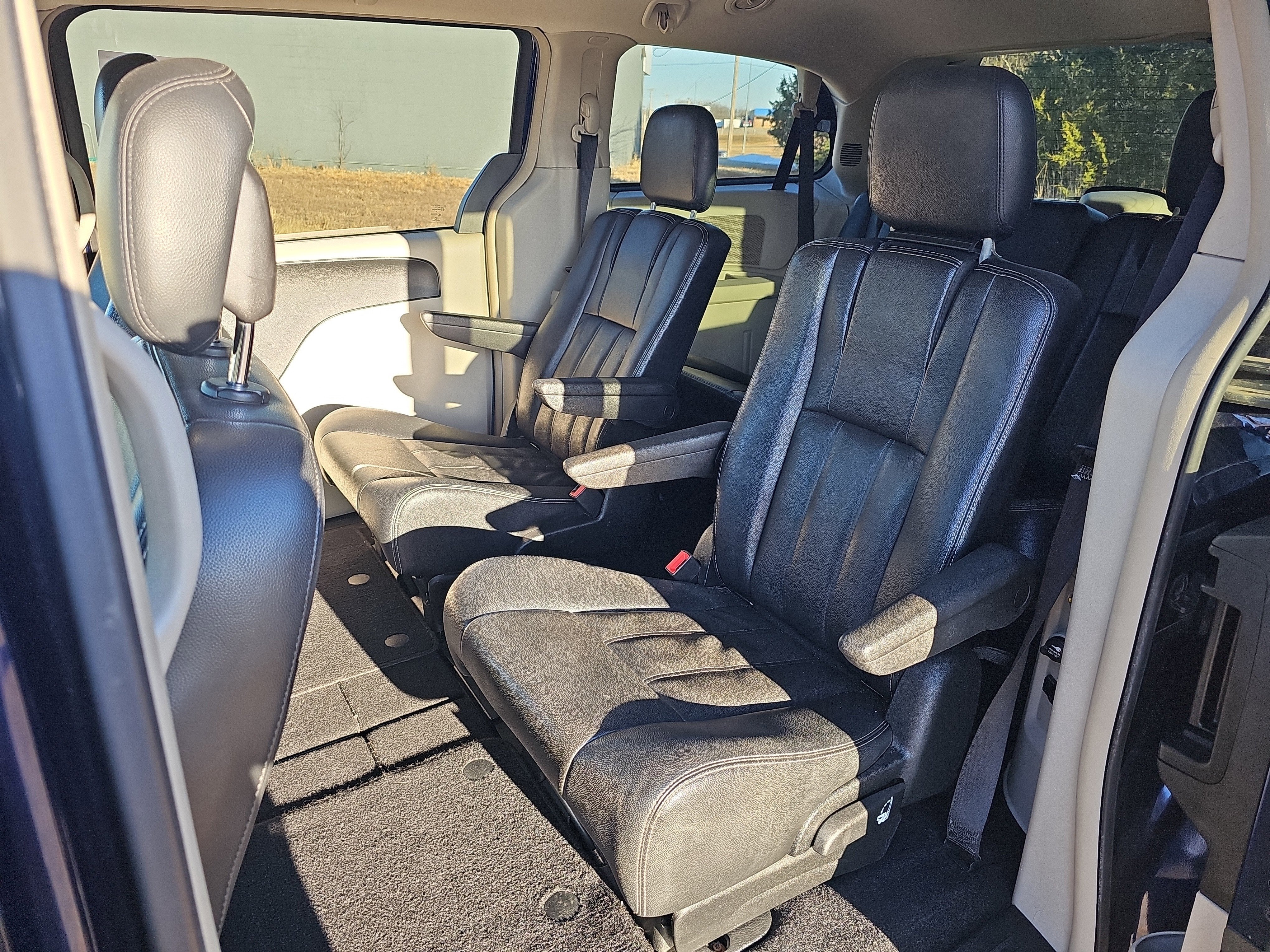 2013 Chrysler Town & Country Touring
