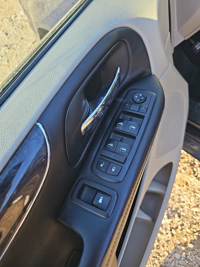 2013 Chrysler Town & Country Touring