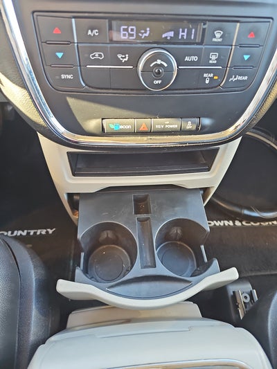 2013 Chrysler Town & Country Touring