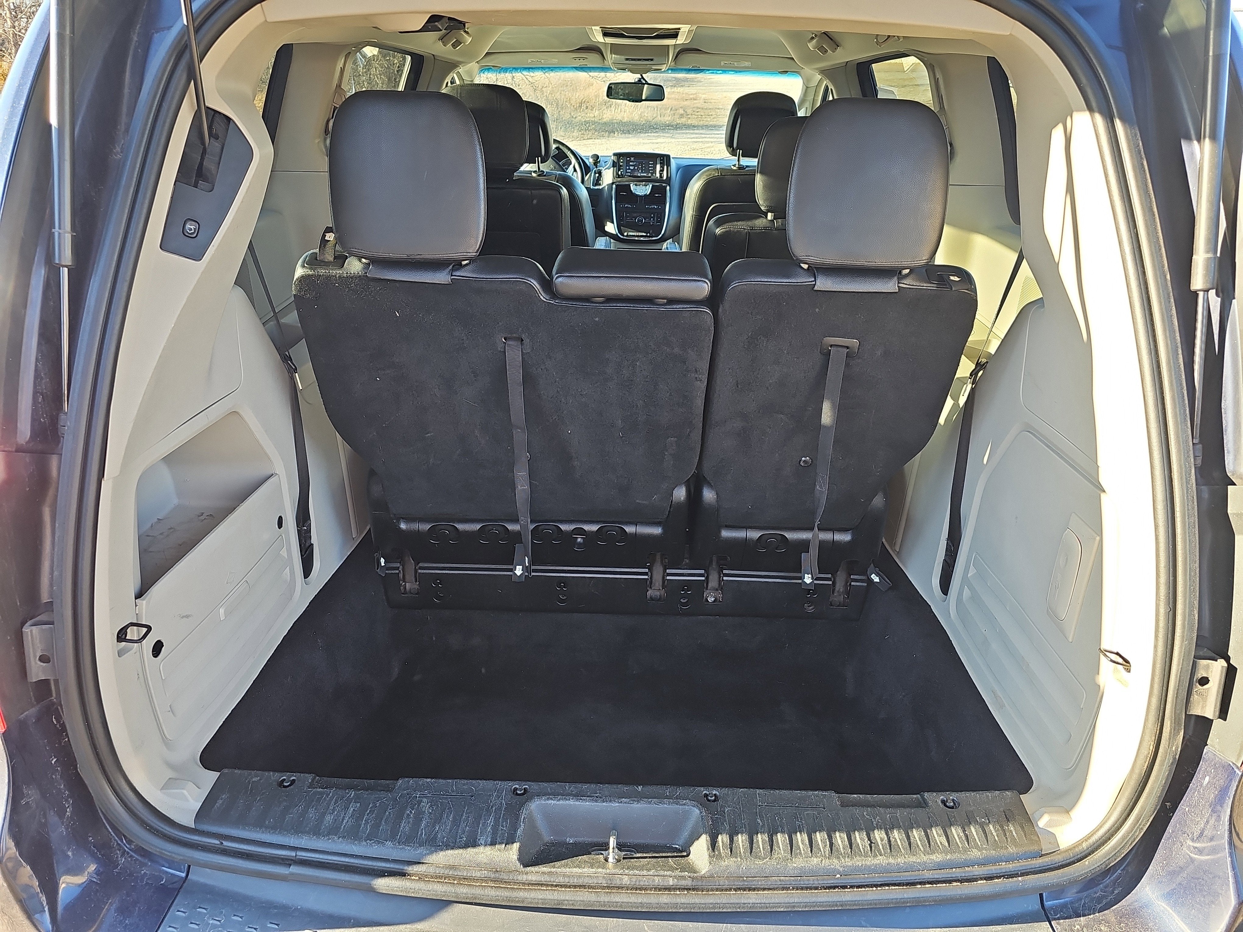 2013 Chrysler Town & Country Touring