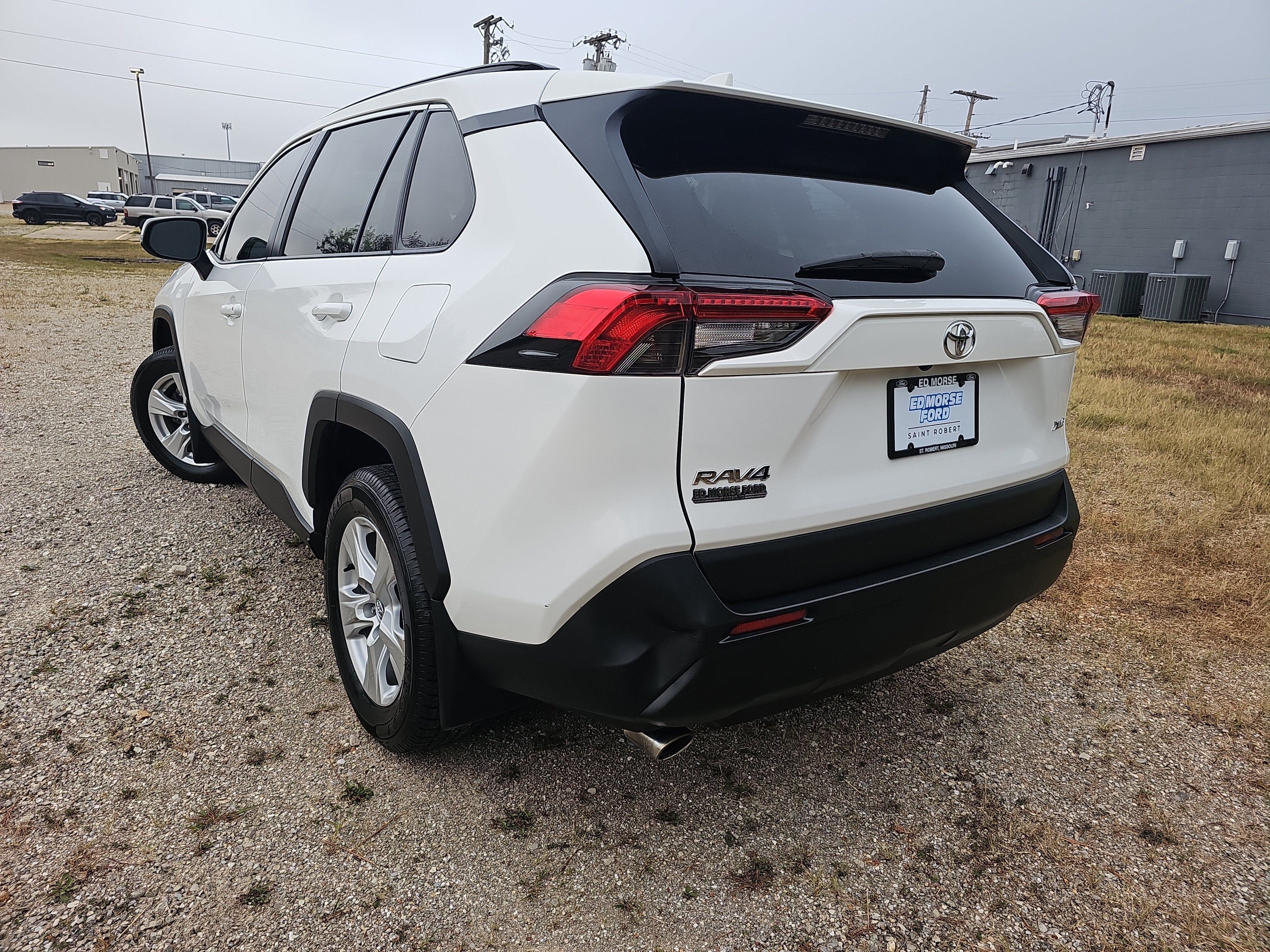 2020 Toyota RAV4 XLE