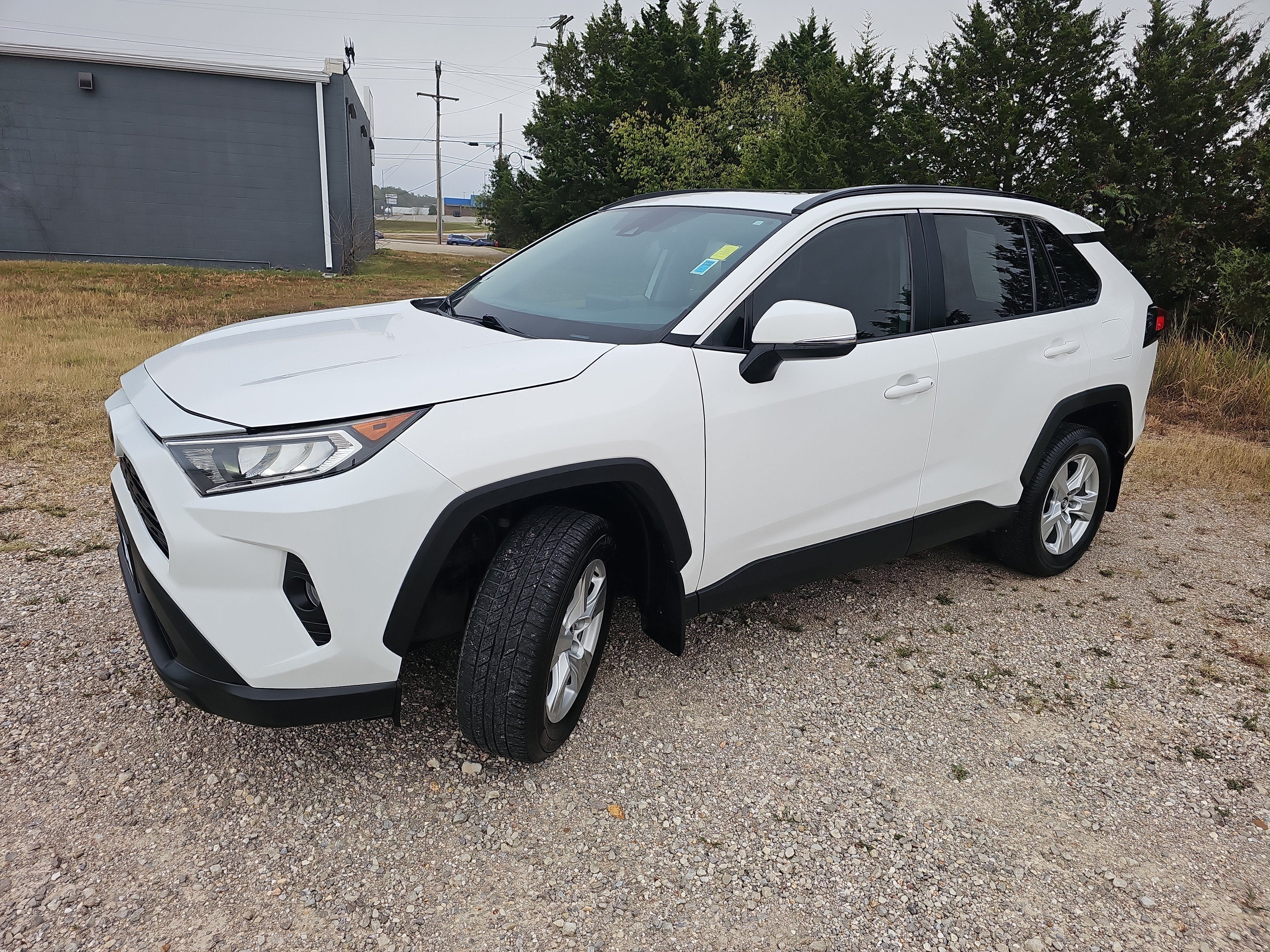 2020 Toyota RAV4 XLE