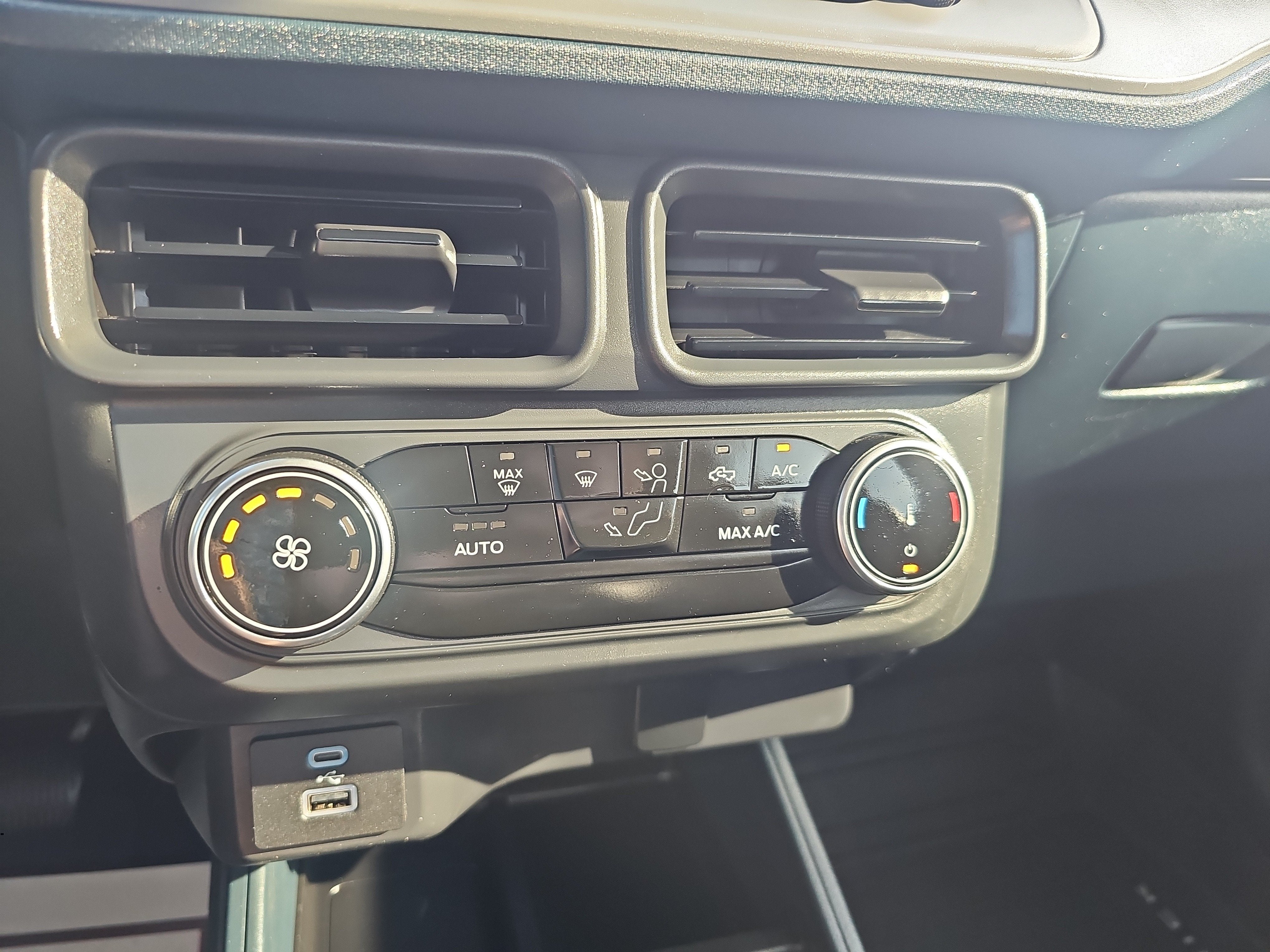 2024 Ford Maverick XL