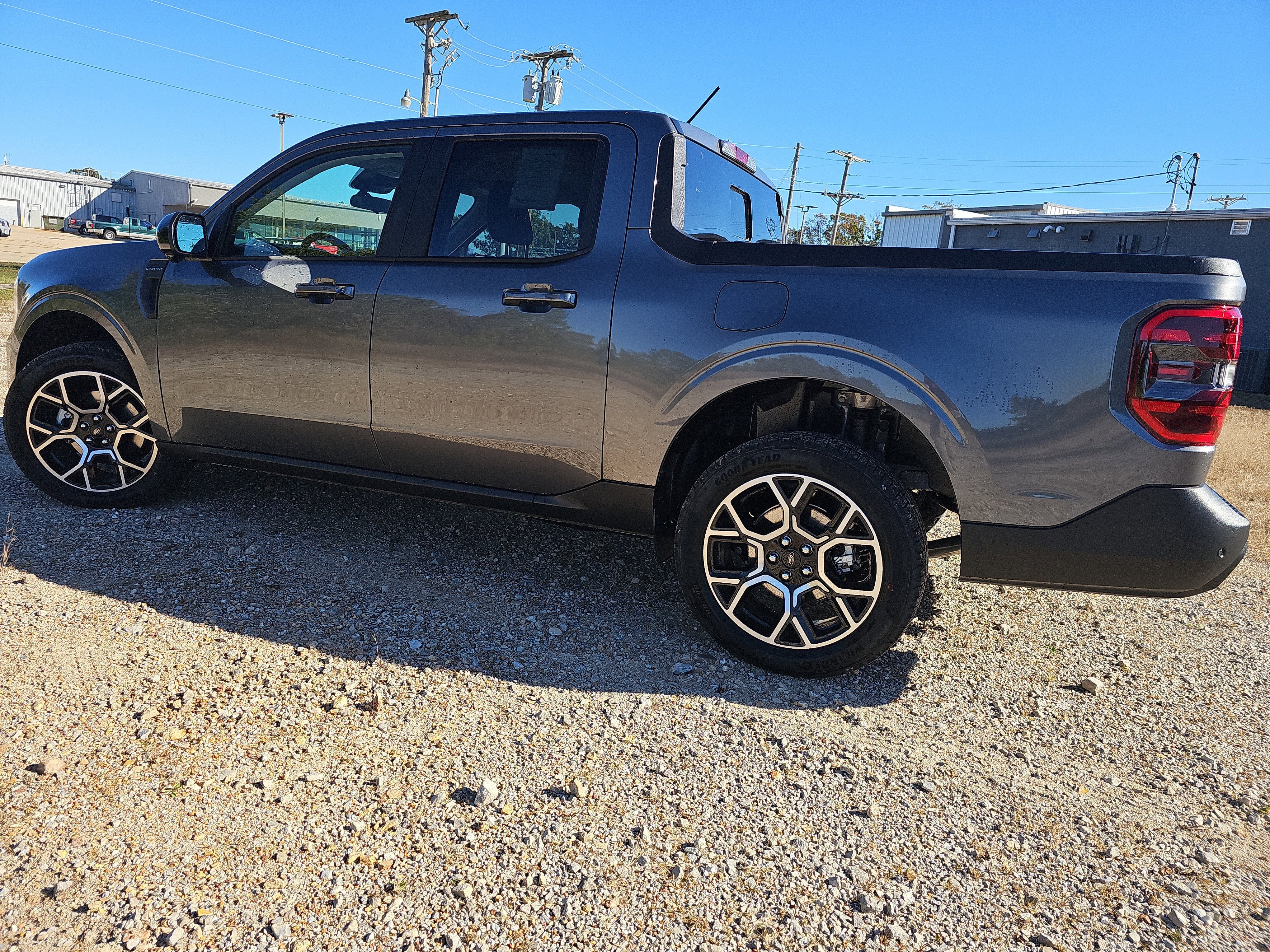 2025 Ford Maverick LARIAT